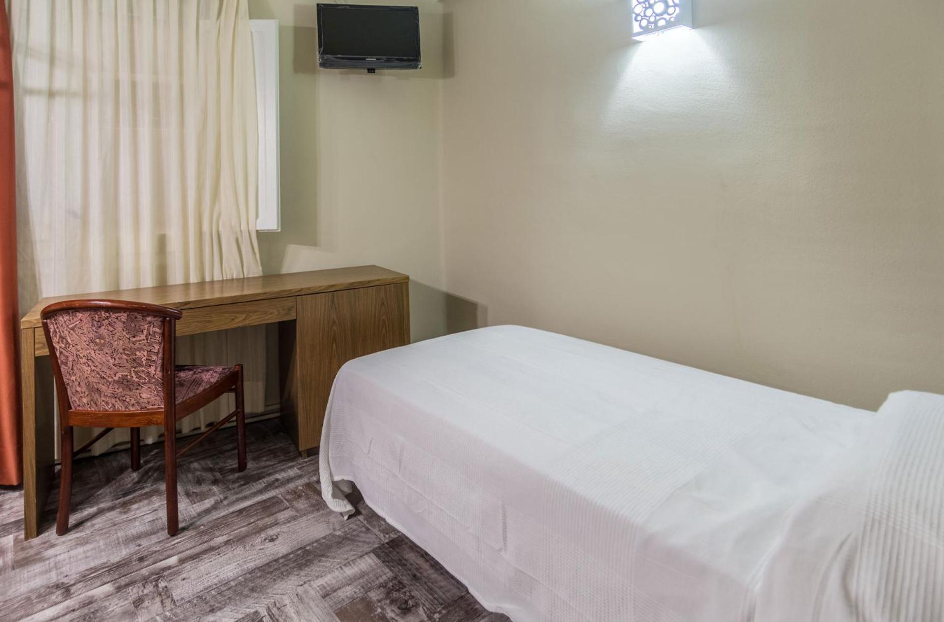 Standard Single Room with Shared Bathroom photo 2