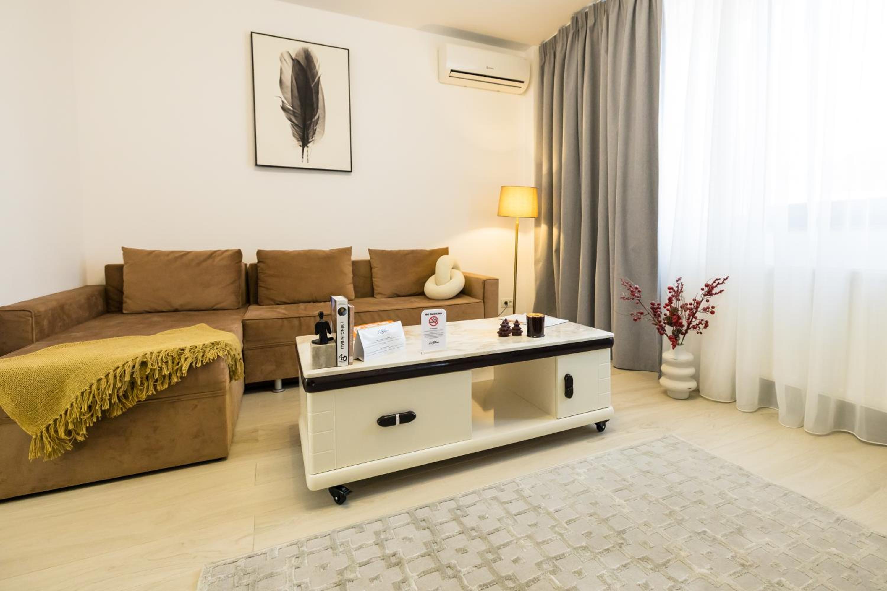 King Room with Balcony photo 1