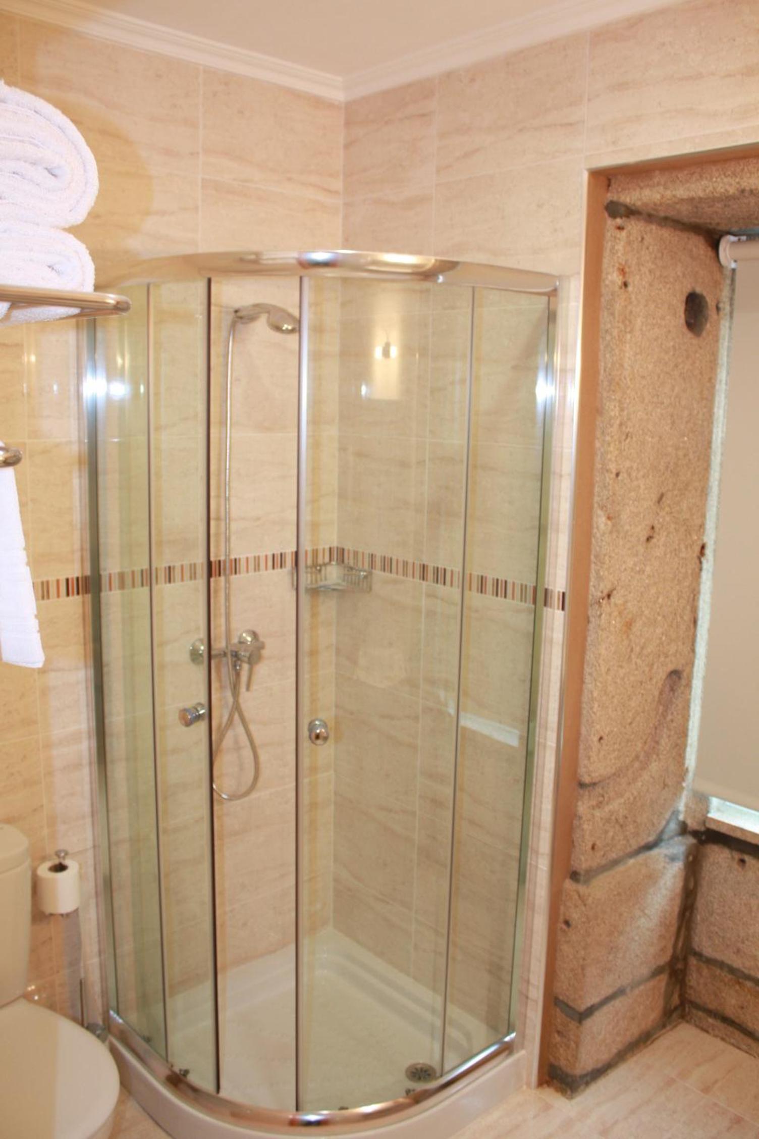 Standard Double Room - Photo 5