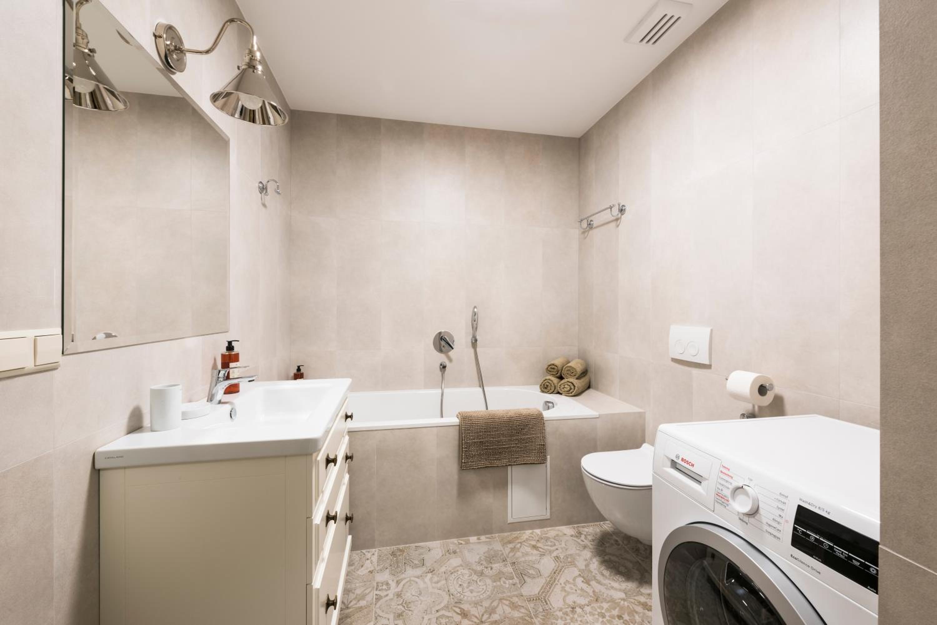 One-Bedroom Apartment - Salt