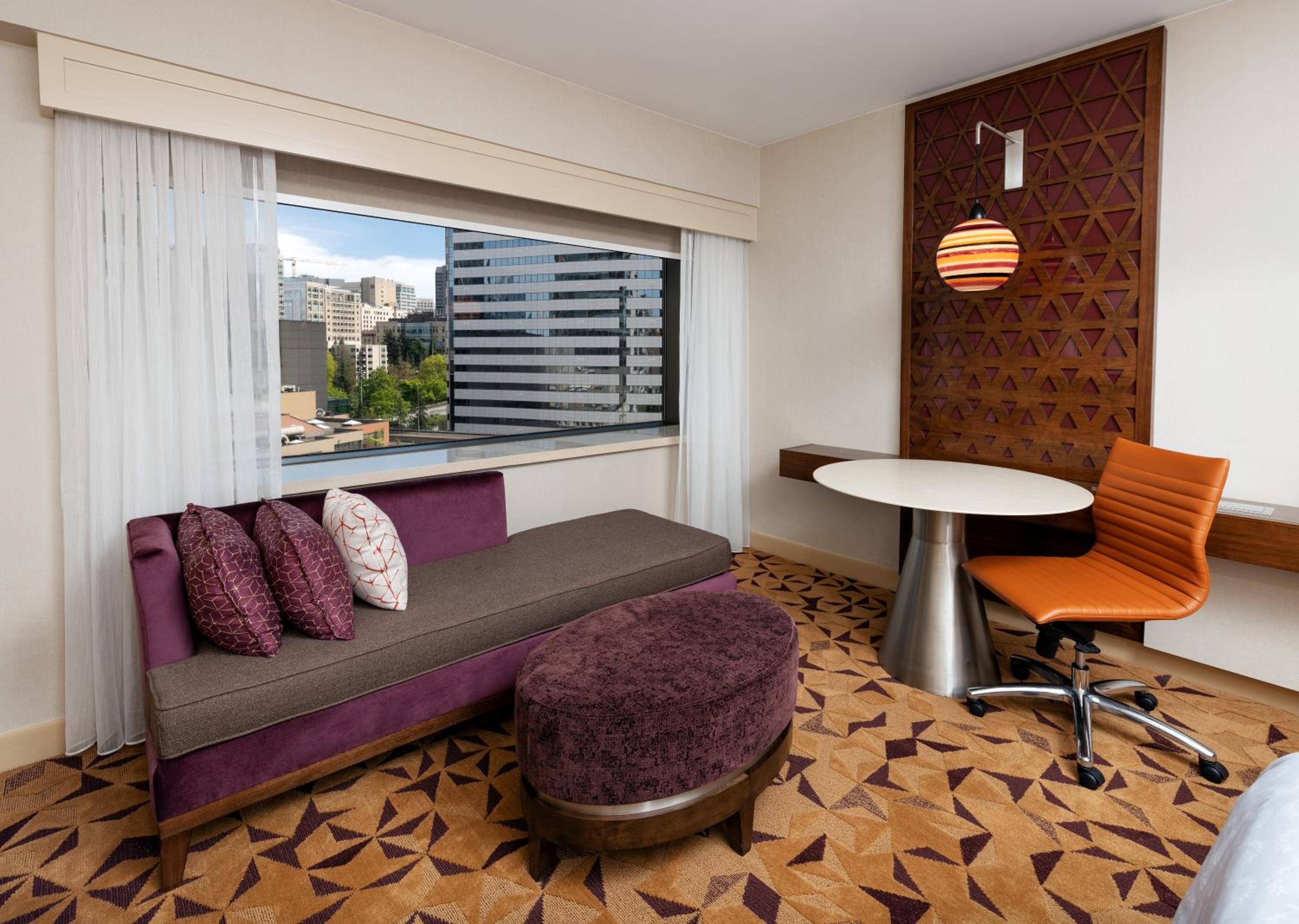King Room - Hearing Accessible - Photo 5