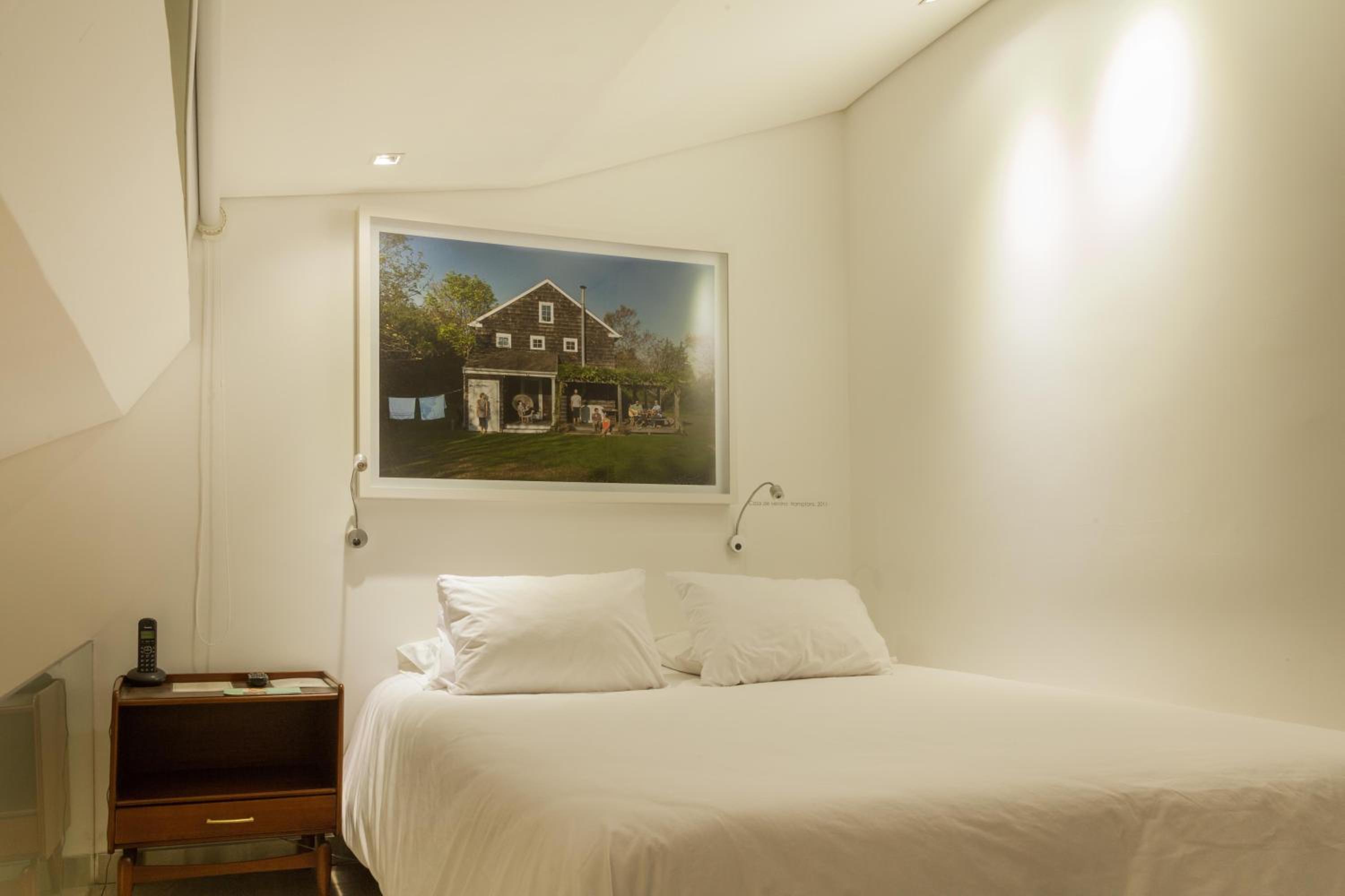 One-Bedroom Apartment with Terrace photo 2