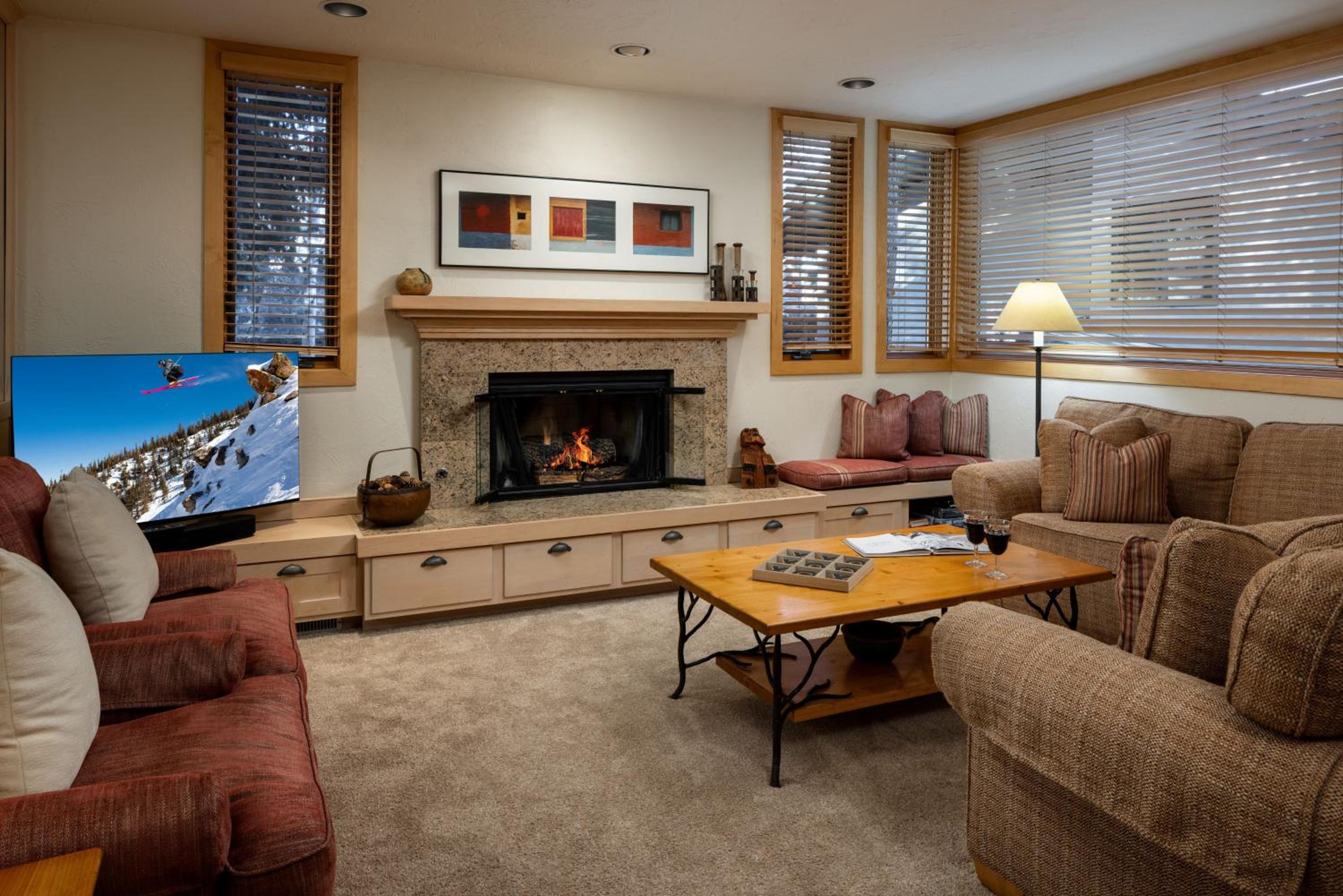 Tamarack 01 photo 1