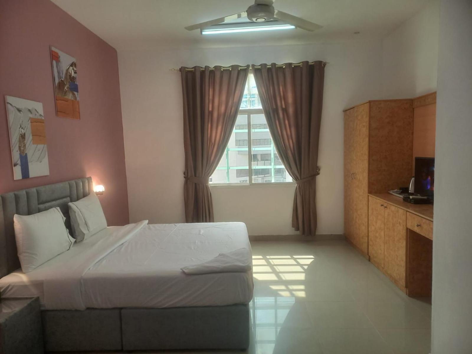 Superior King Room