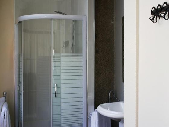 Quadruple Room - Photo 5