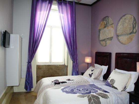 Twin Room - Photo 7