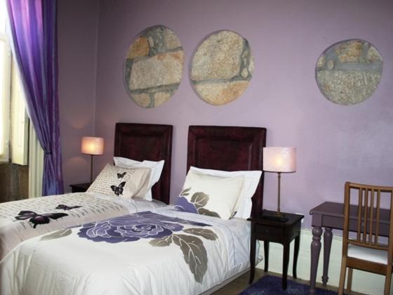 Twin Room - Photo 2