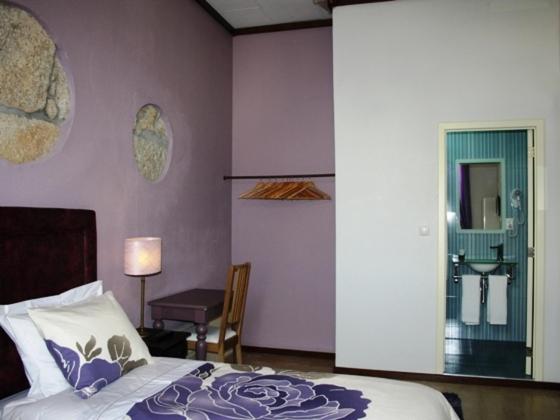 Twin Room - Photo 3