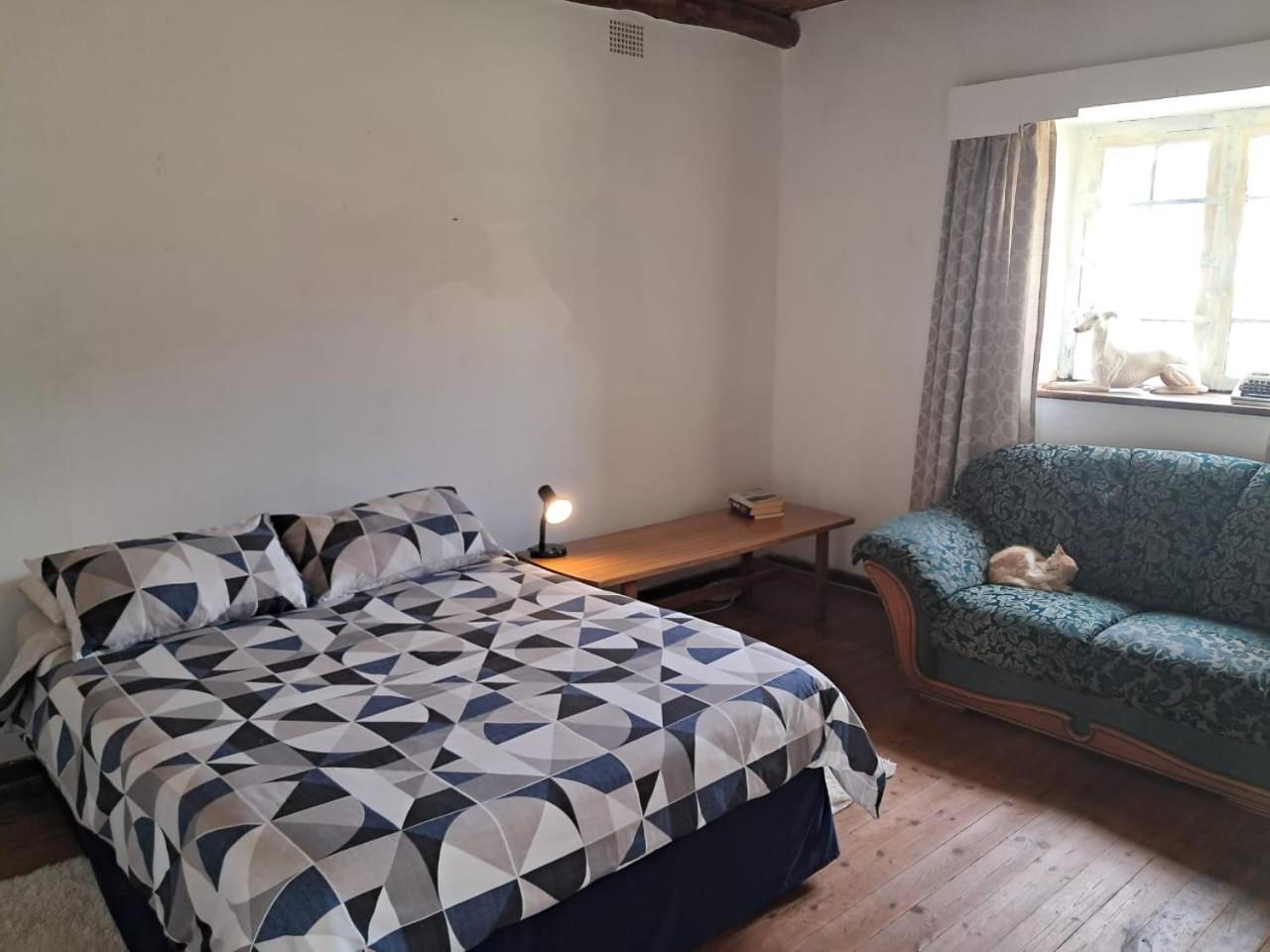Budget Double Room photo 1