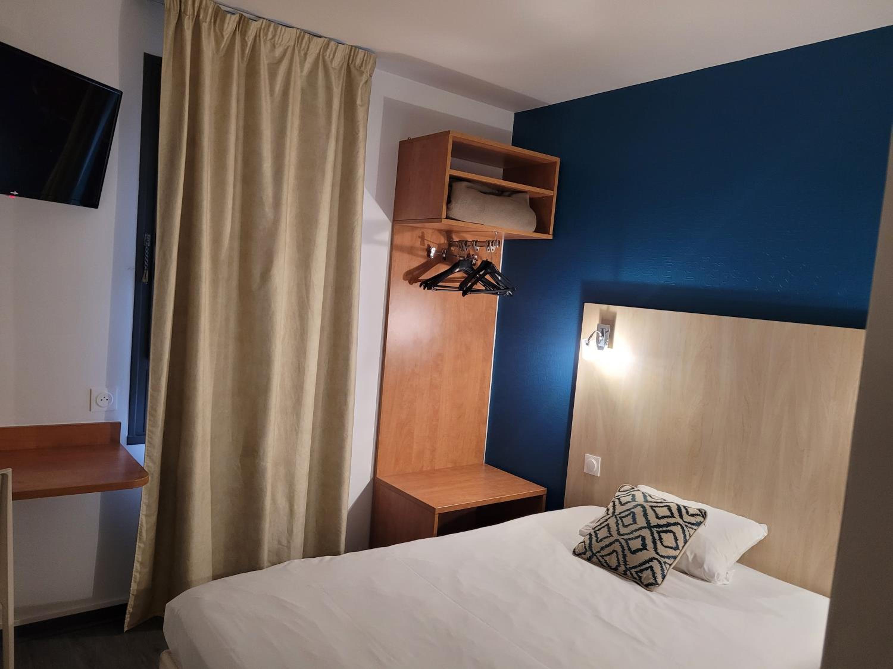 Single Room photo 2