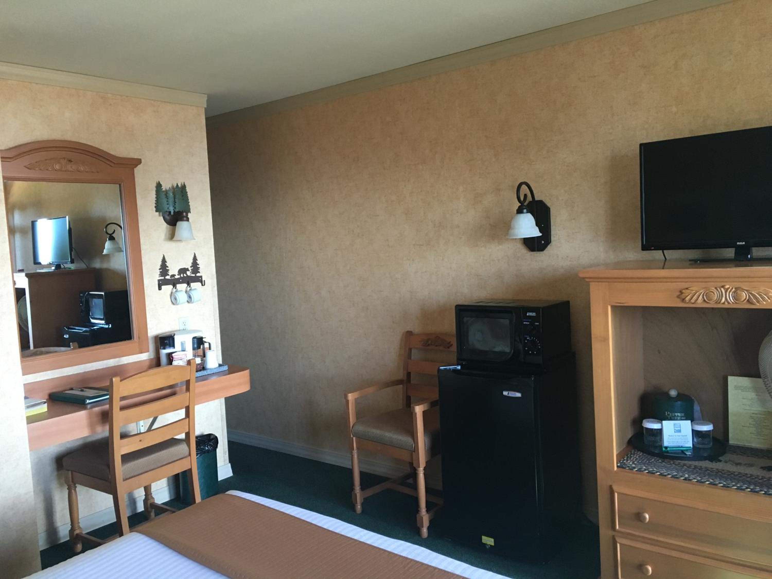 Deluxe Quadruple Room - Photo 2