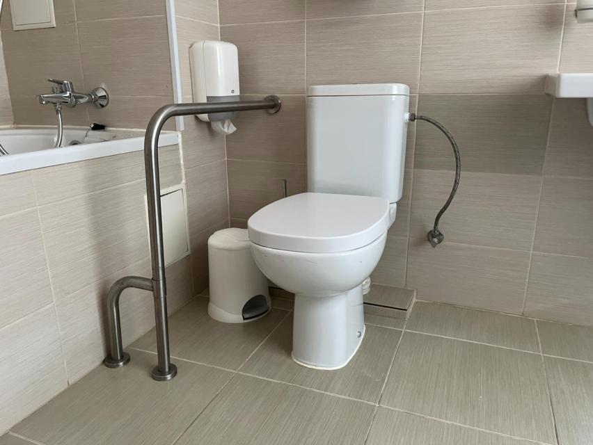 Double or Twin Room - Disability Access photo 2