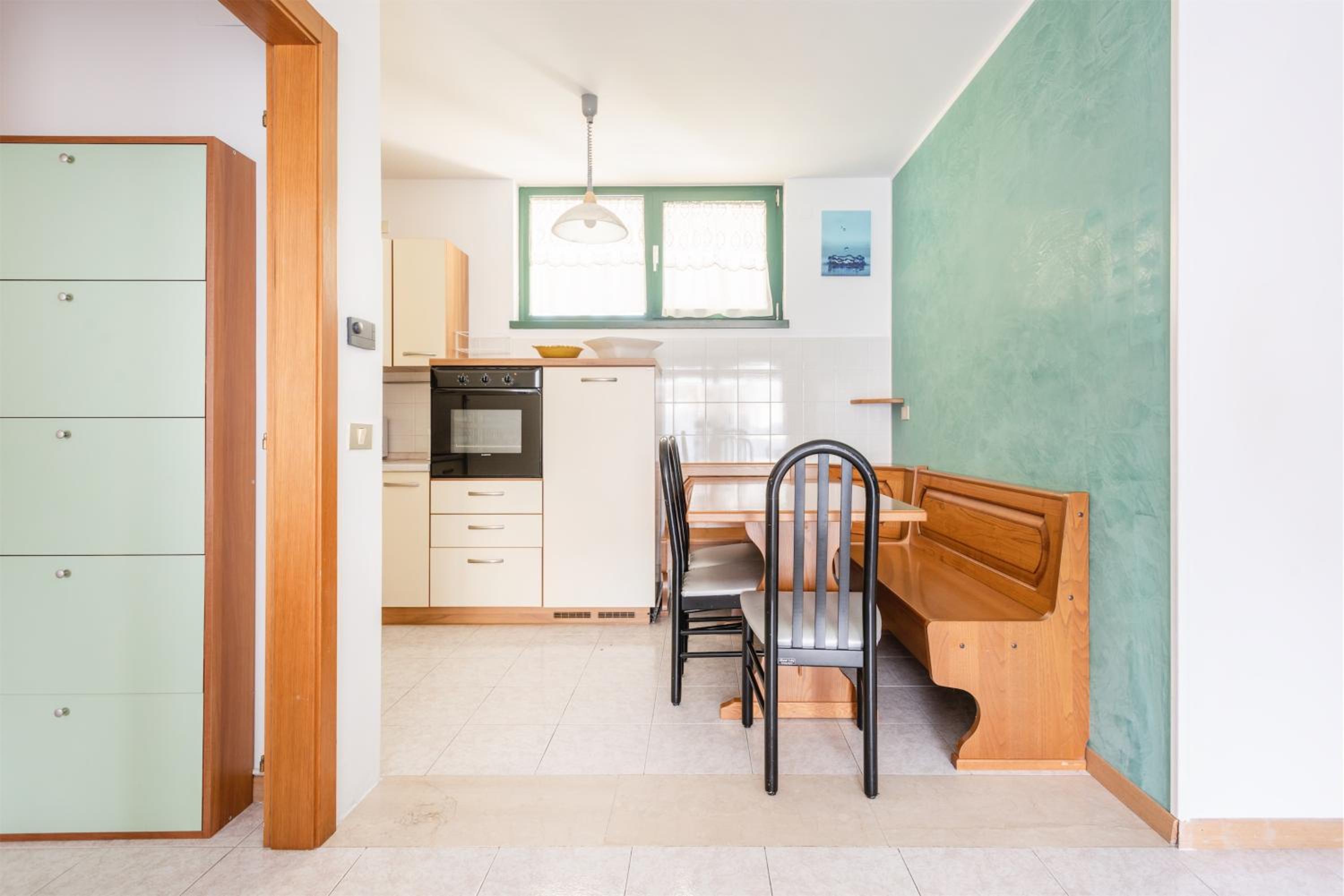 One-Bedroom Apartment with Balcony photo 3