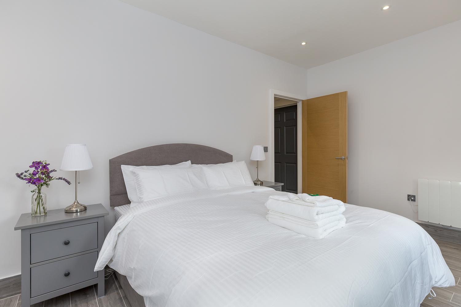 One-Bedroom Apartment with Park View photo 3