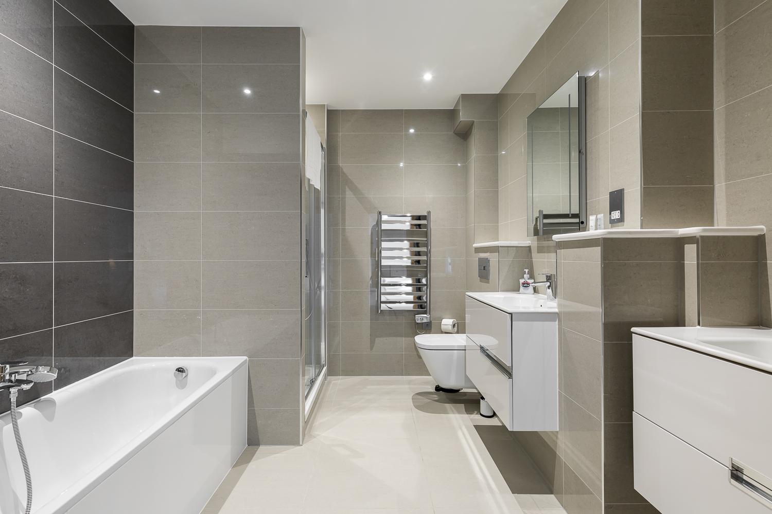 Deluxe One-Bedroom Apartment with Garden View