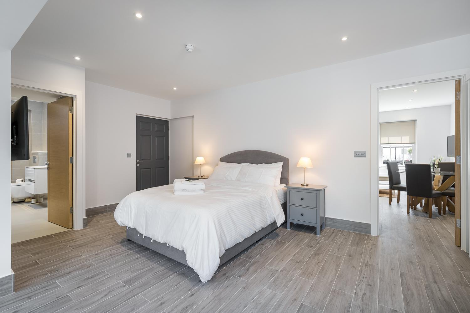 Deluxe One-Bedroom Apartment with Garden View