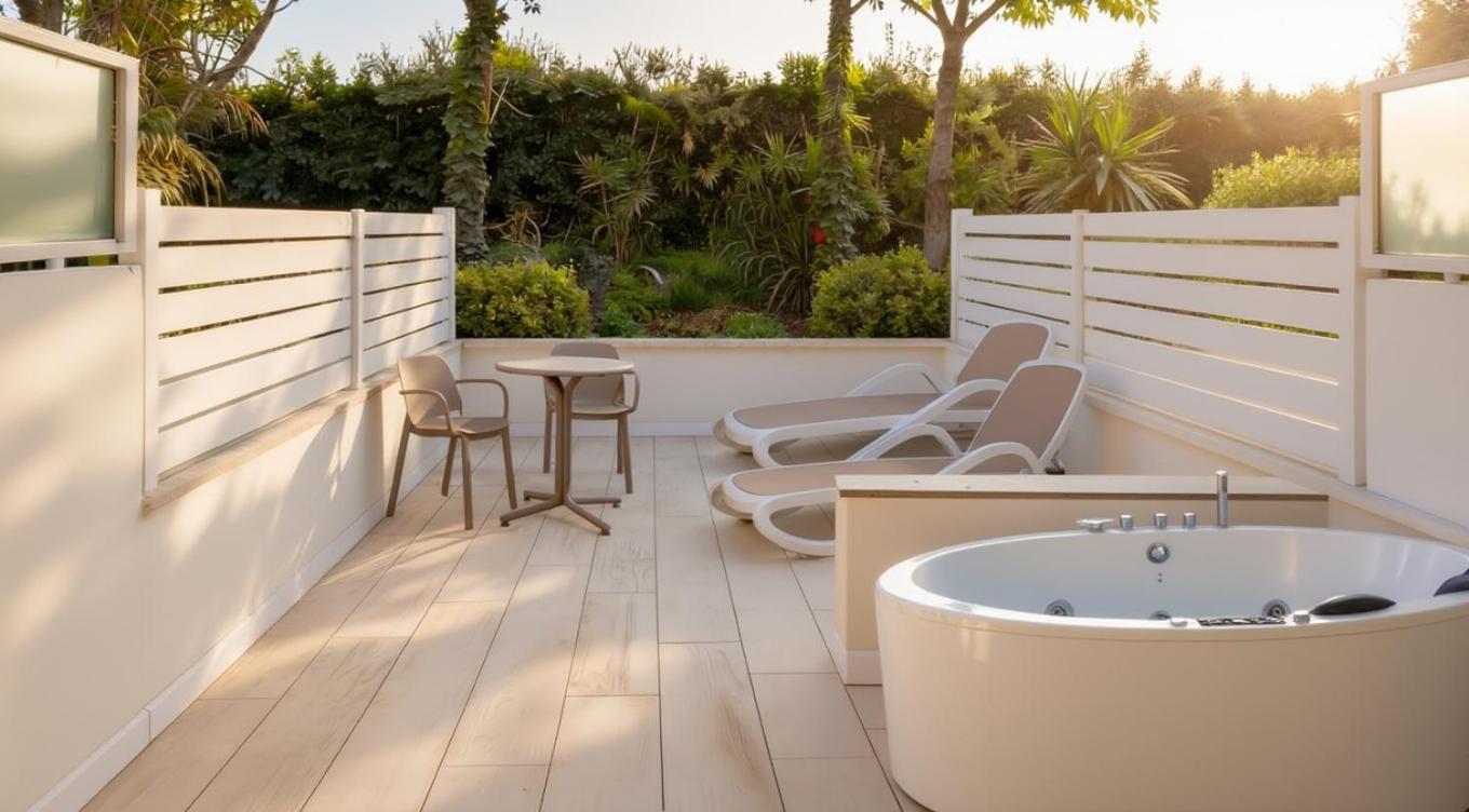Deluxe Double Room with Bath