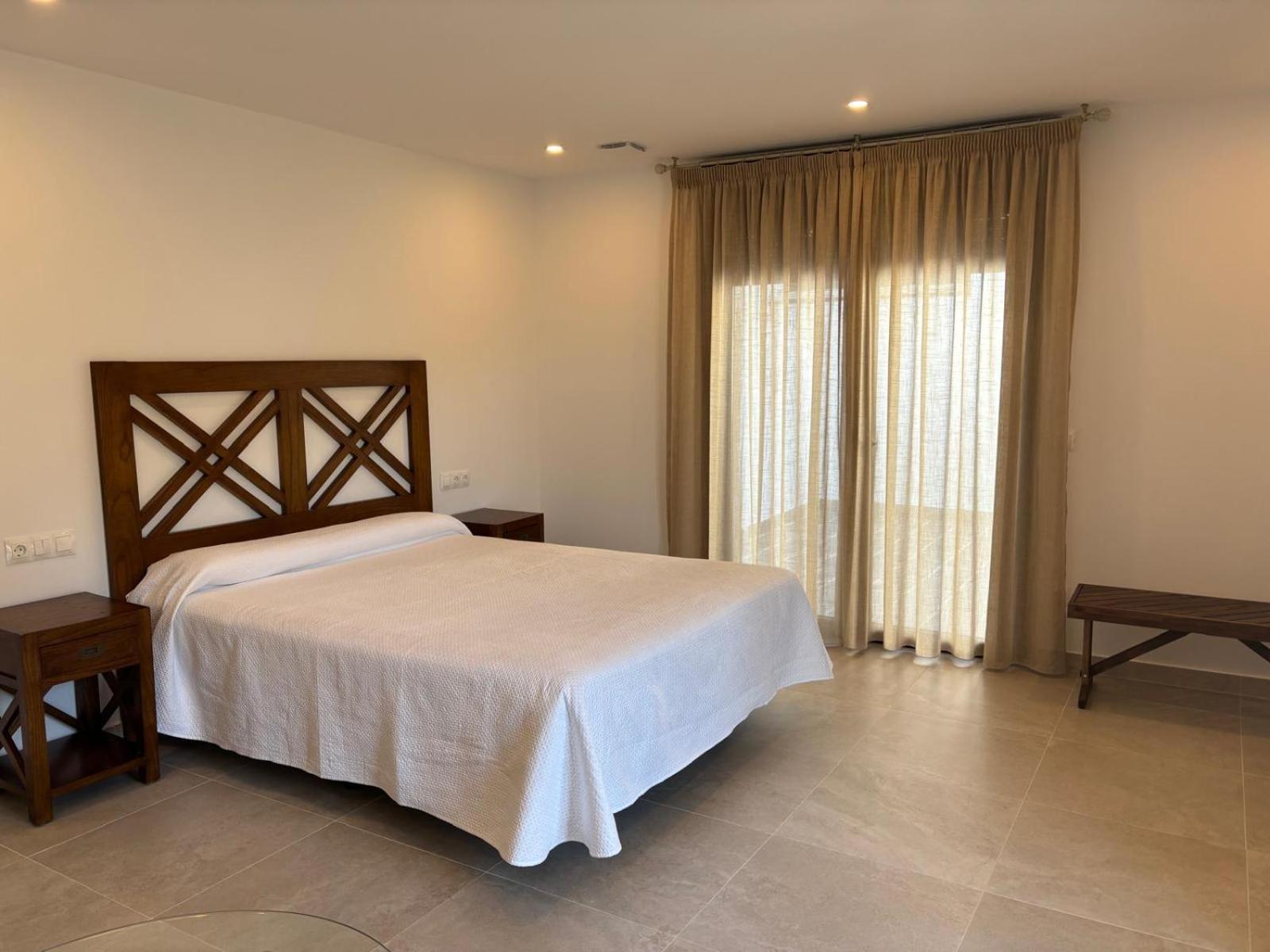 Basic Triple Room - Photo 1