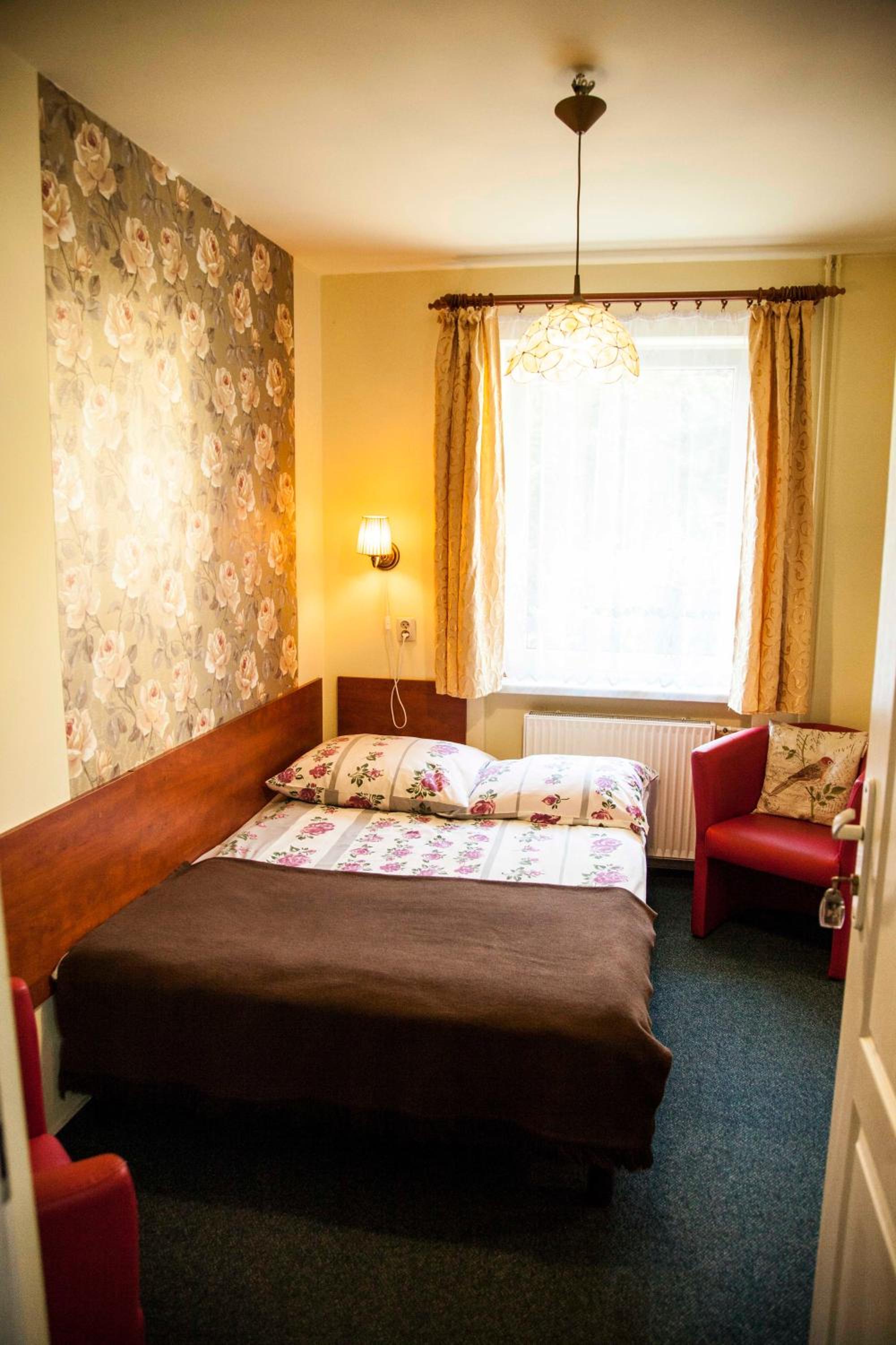 Double Room with Private Bathroom photo 1