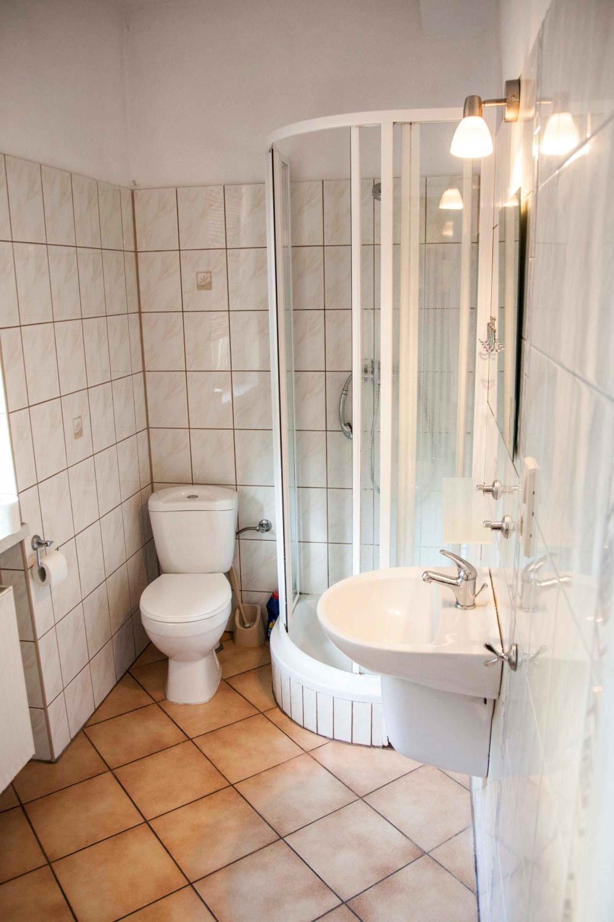 Double Room with Private Bathroom photo 2