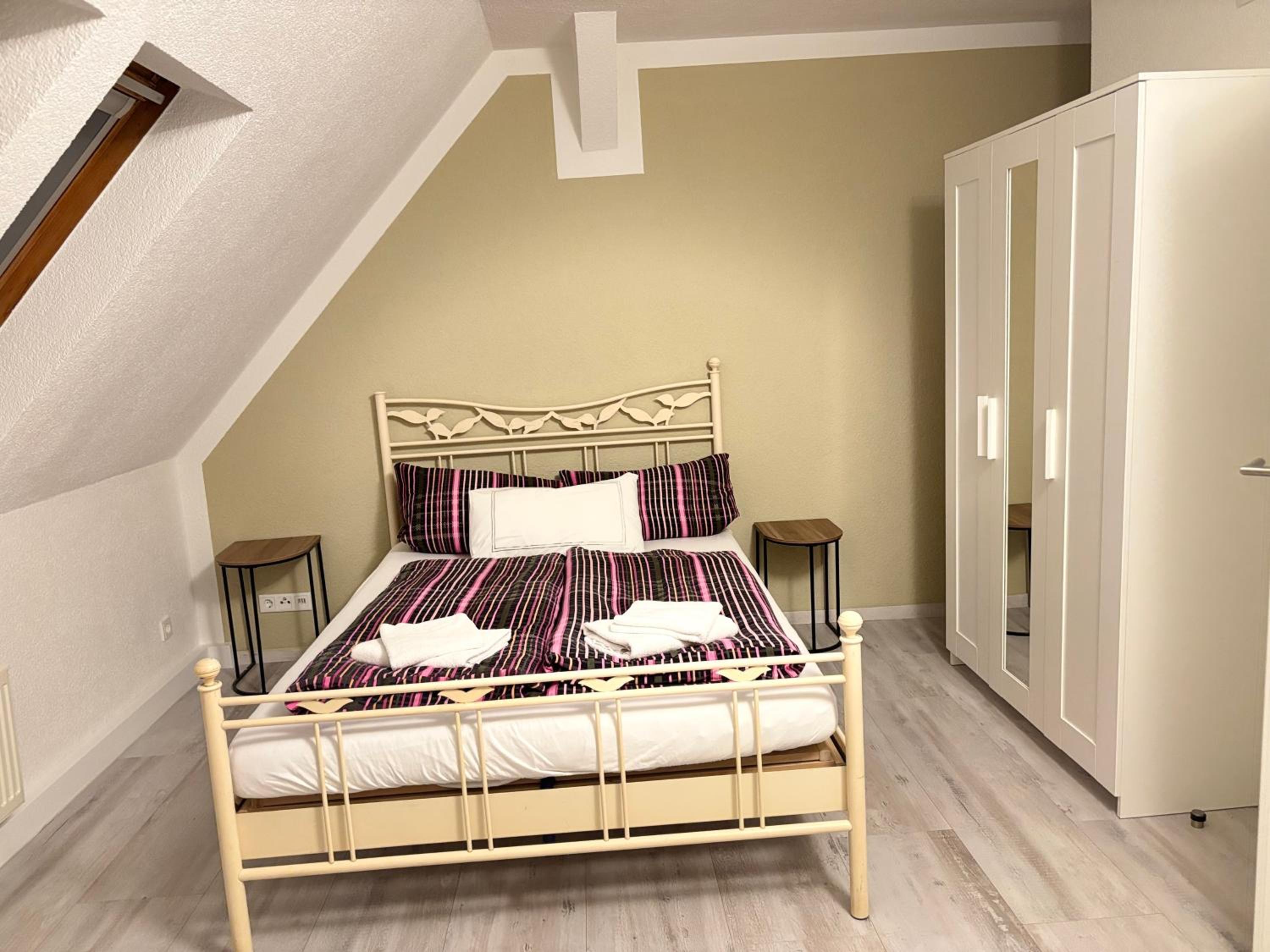 Standard Double Room with Shared Bathroom photo 2