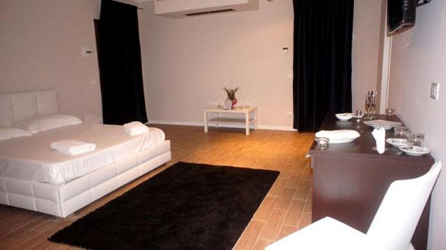 Quadruple Room - Photo 4