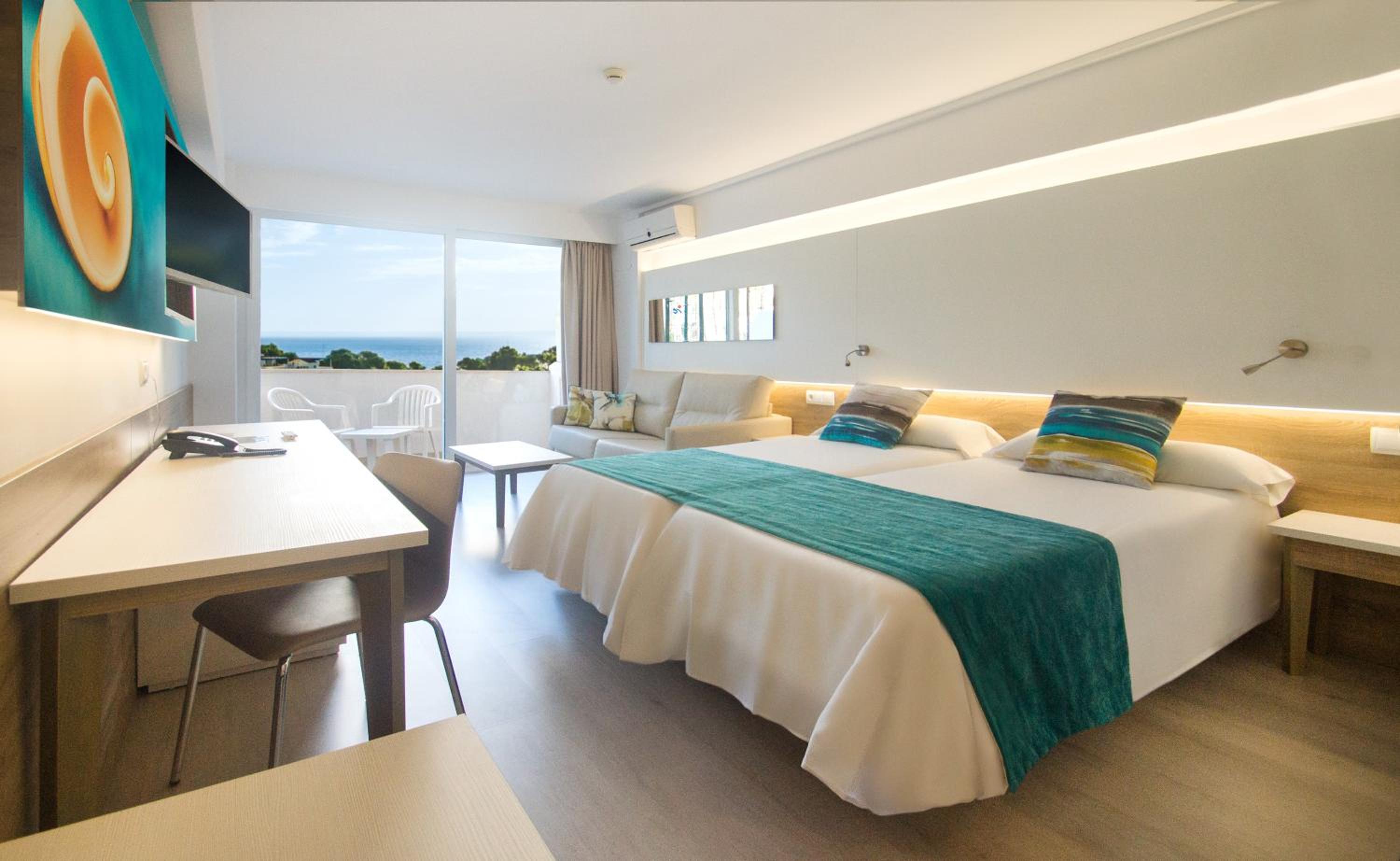 Double or Twin Room - Photo 1