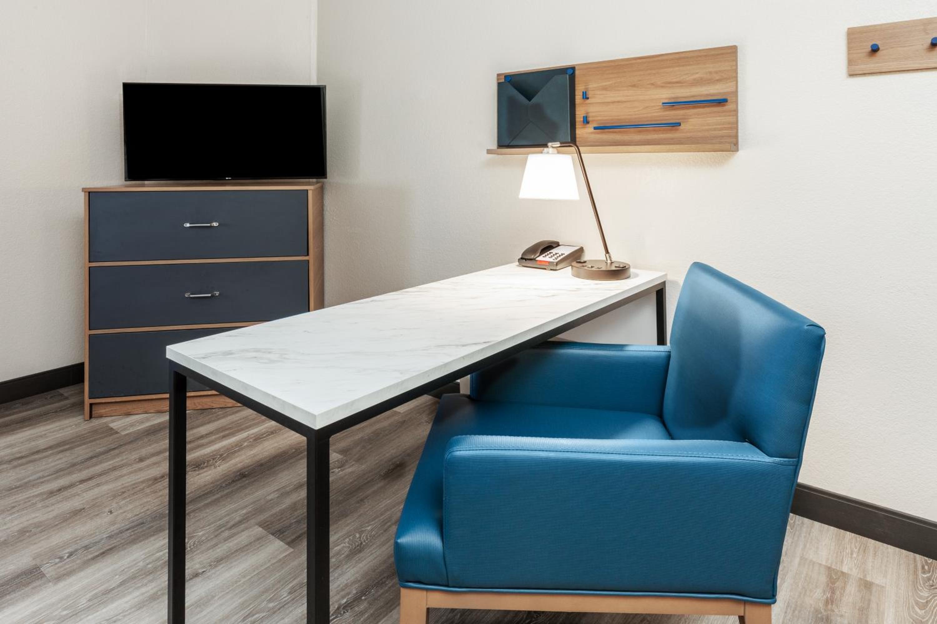Studio Suite - Photo 4