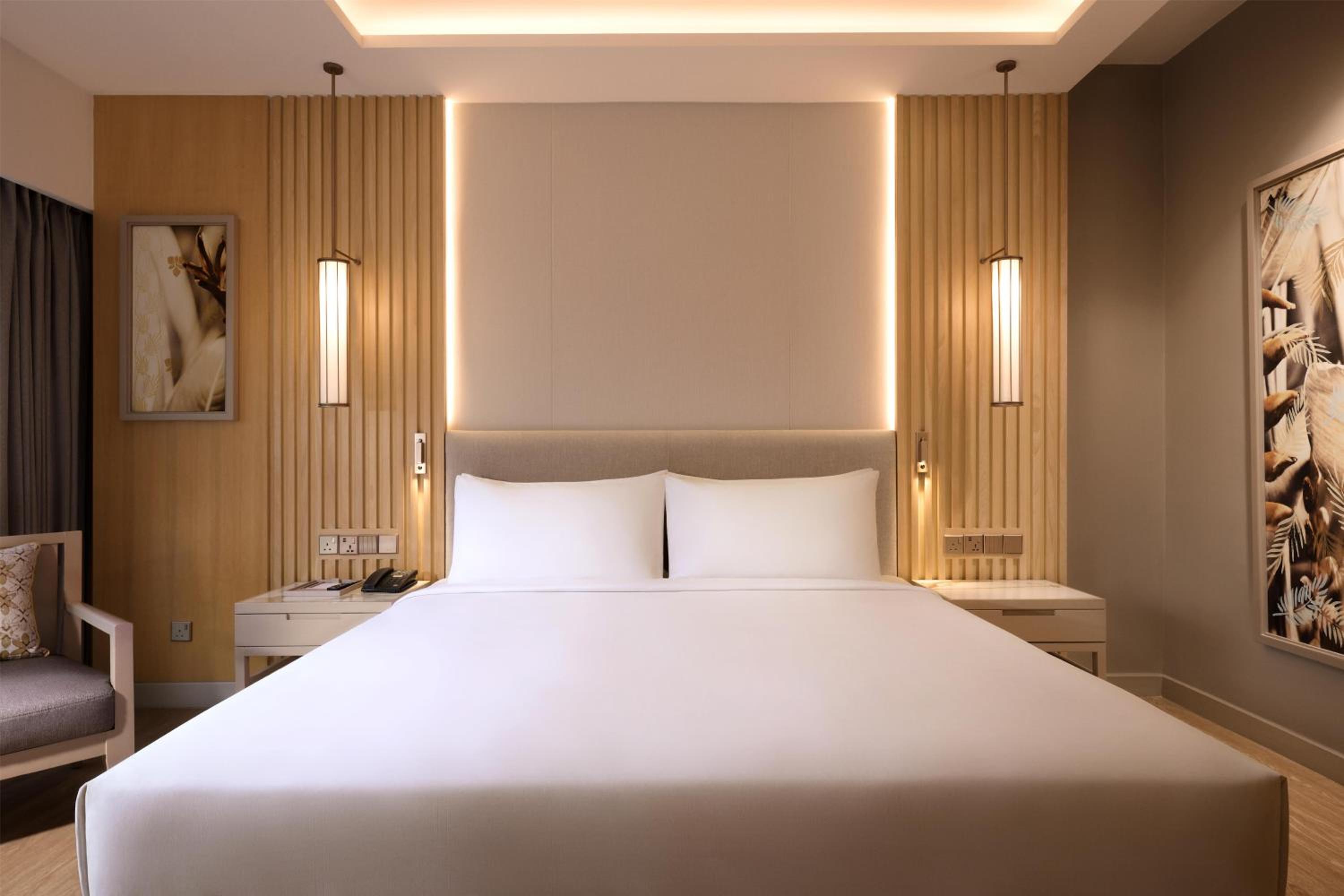 Executive King Room with Golf View - Photo 1