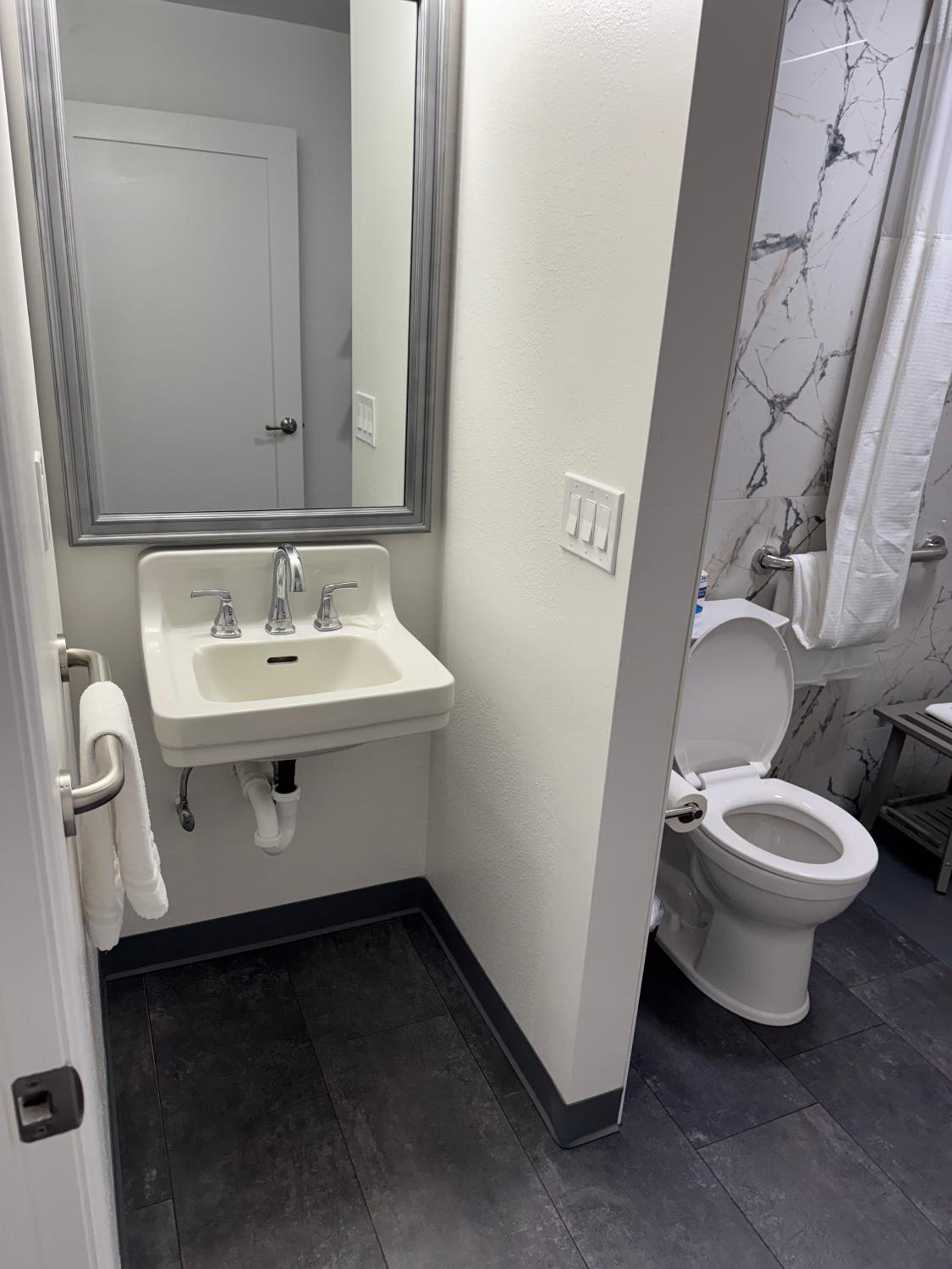 Gateway Inn, Bilde 5