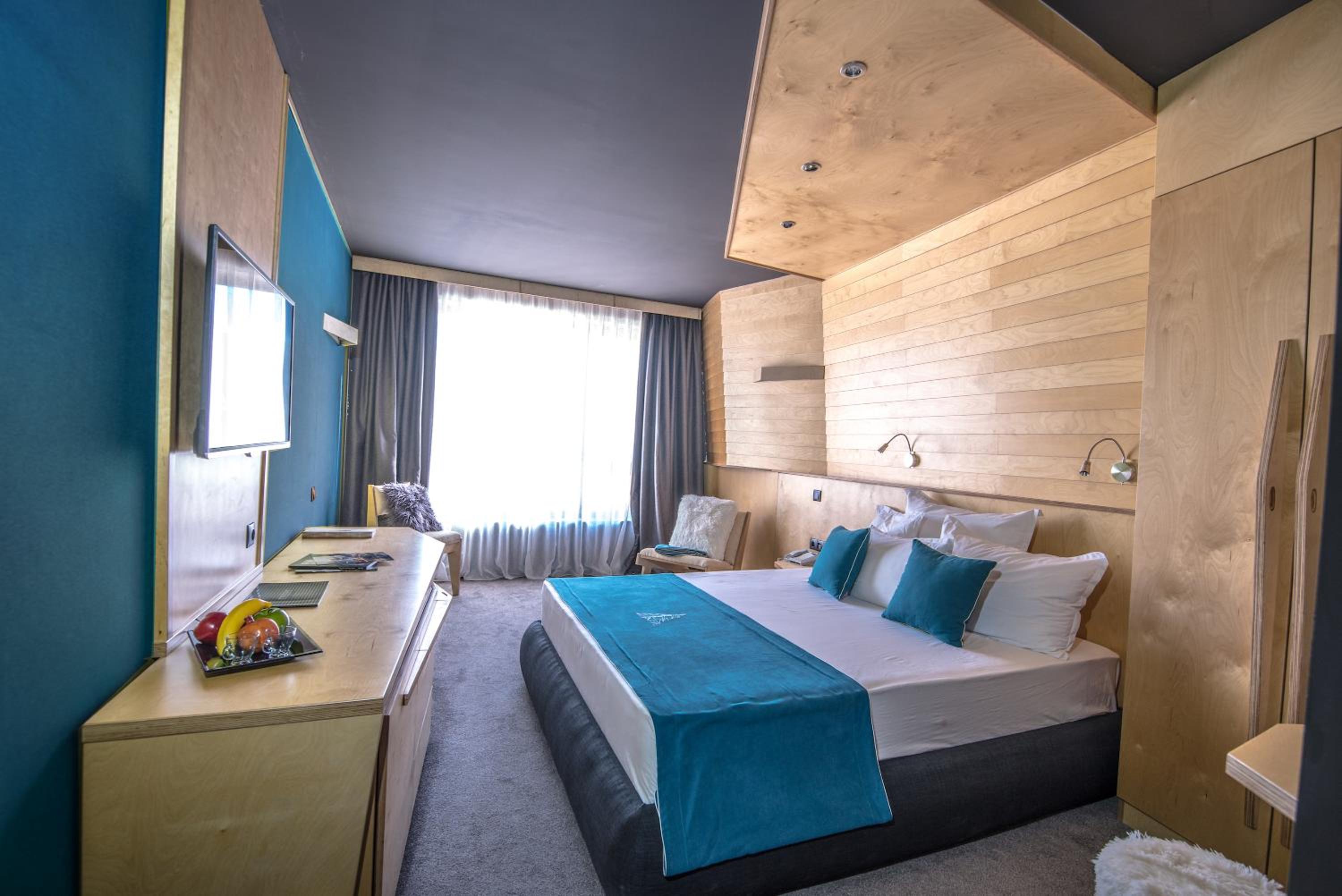 Standard Double or Twin Room (No Balcony) - Photo 1
