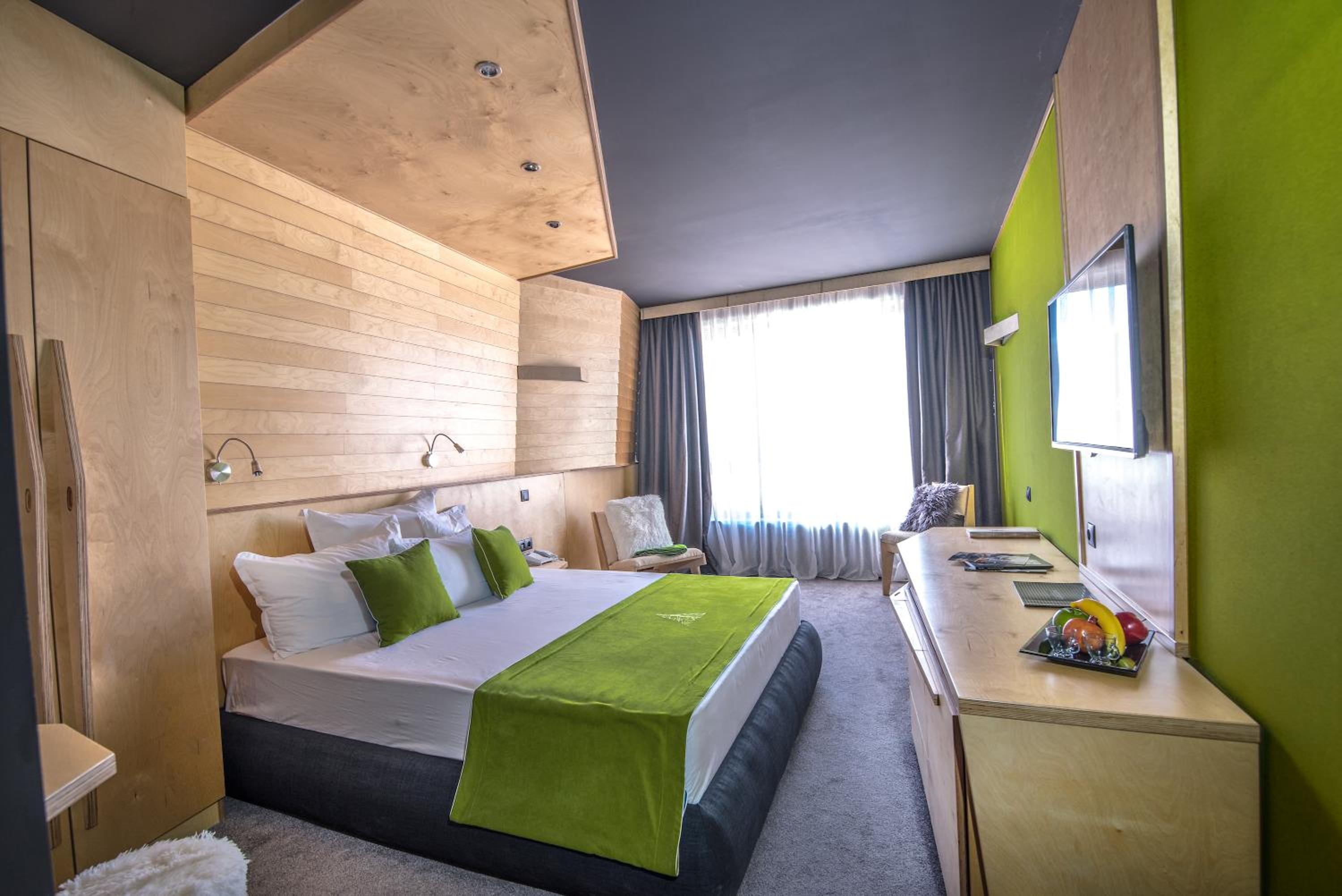 Standard Double or Twin Room (No Balcony) - Photo 3