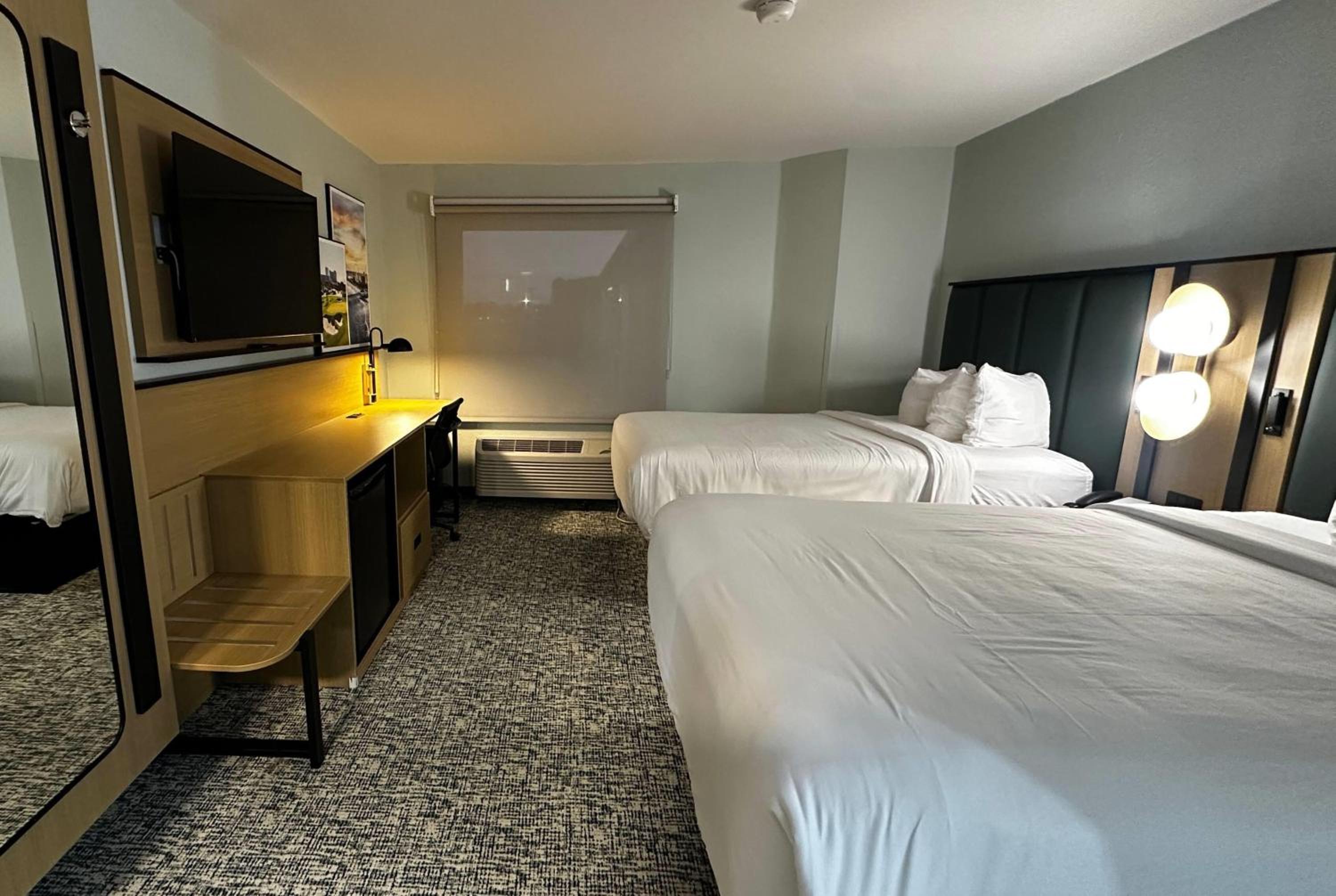 Double Room with Two Double Beds - Non-Smoking - Photo 1