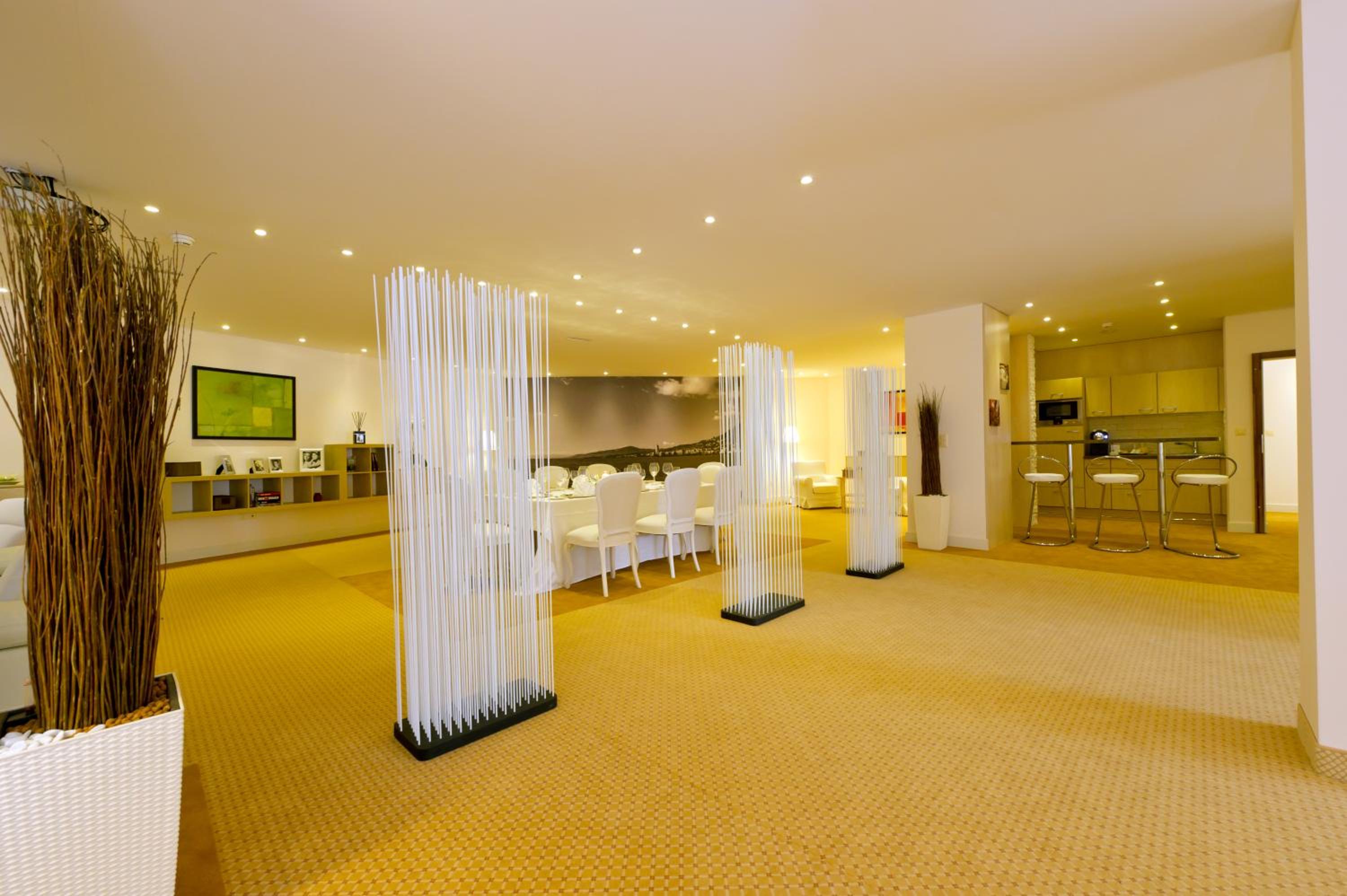 Royal Suite with Lake View and Terrace