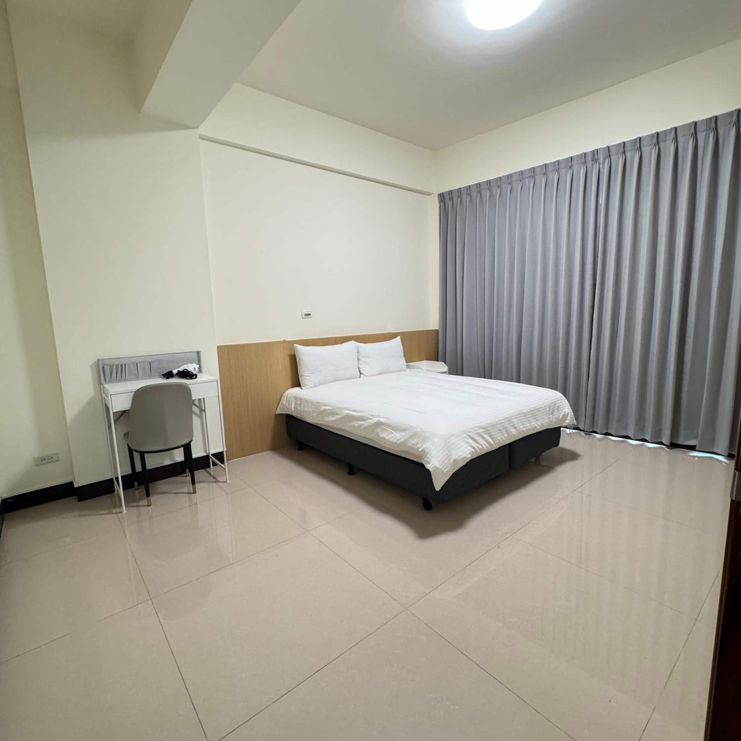 Standard Double Room with Shared Bathroom photo 2