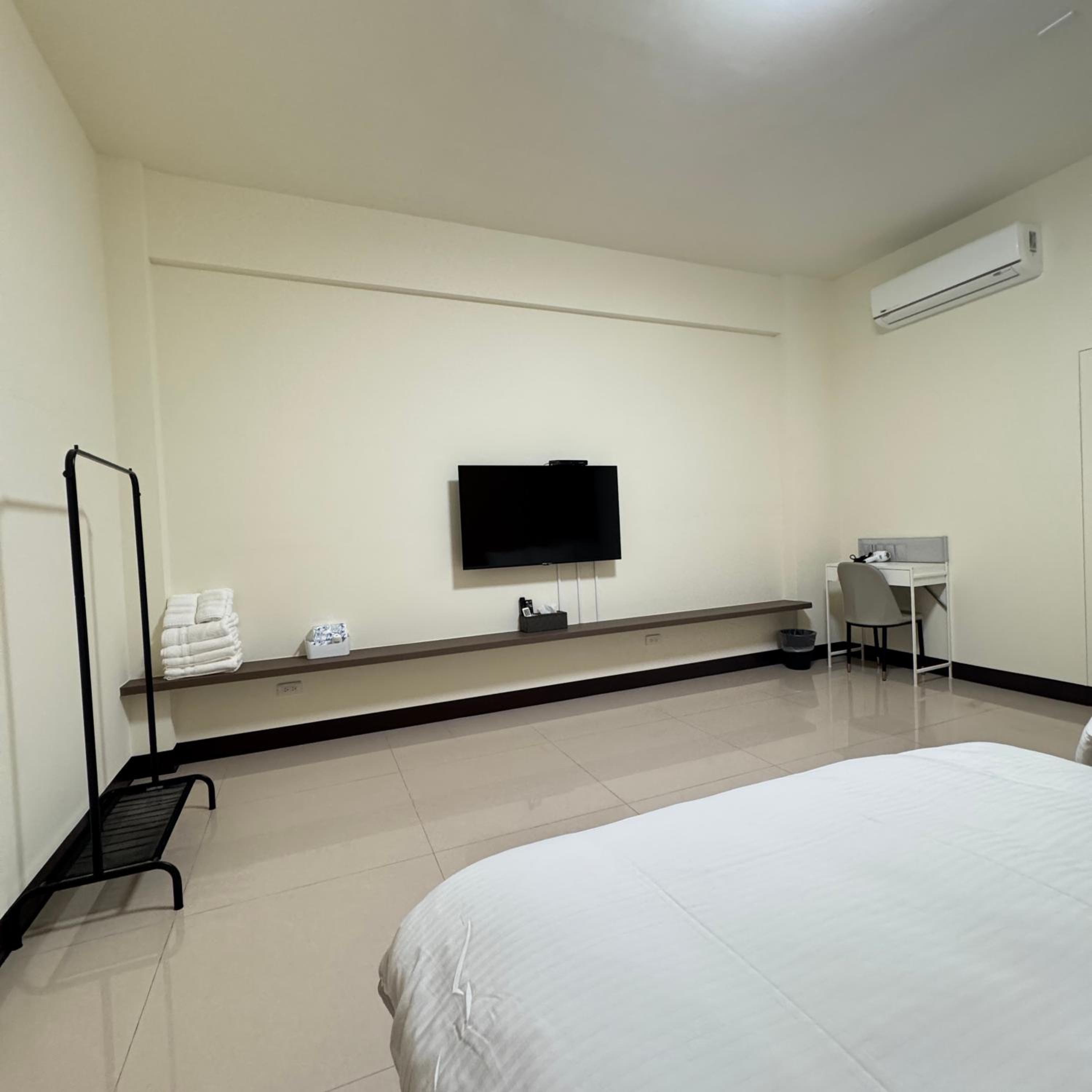 Quadruple Room with Private External Bathroom photo 1