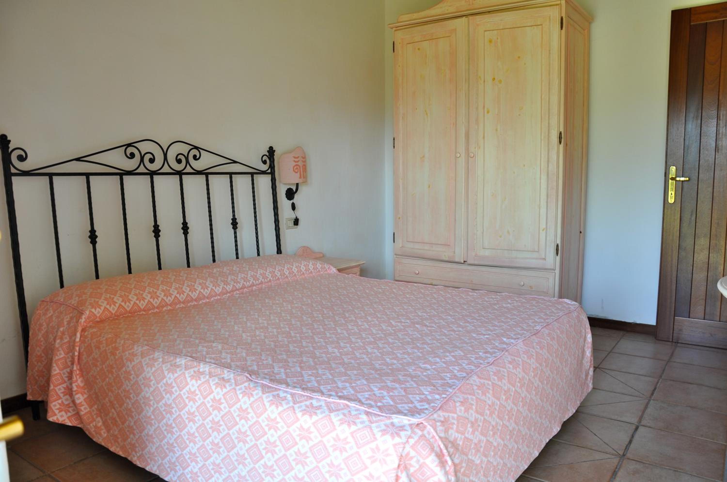 Two-Bedroom Apartment (5 Adults) photo 1