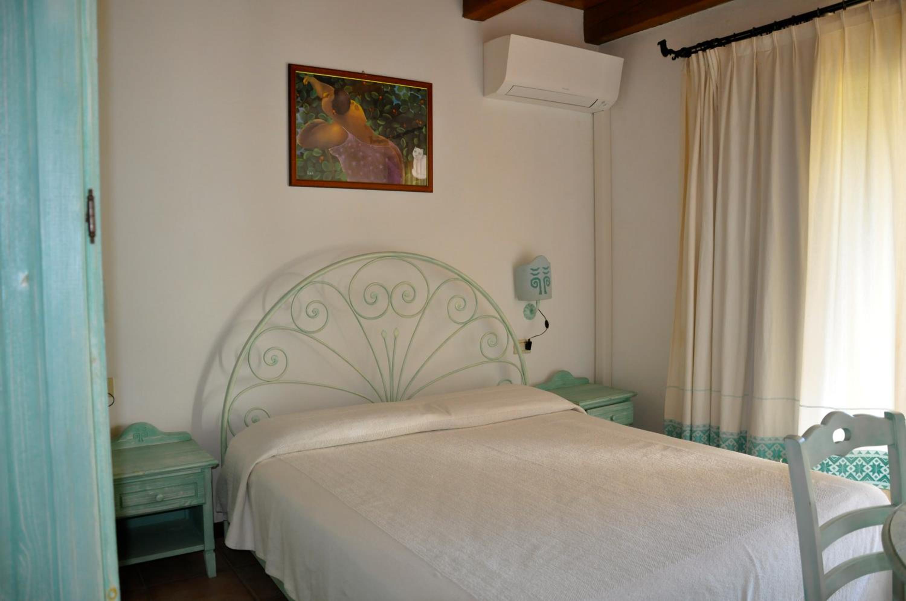 Two-Bedroom Apartment (6 Adults) photo 1