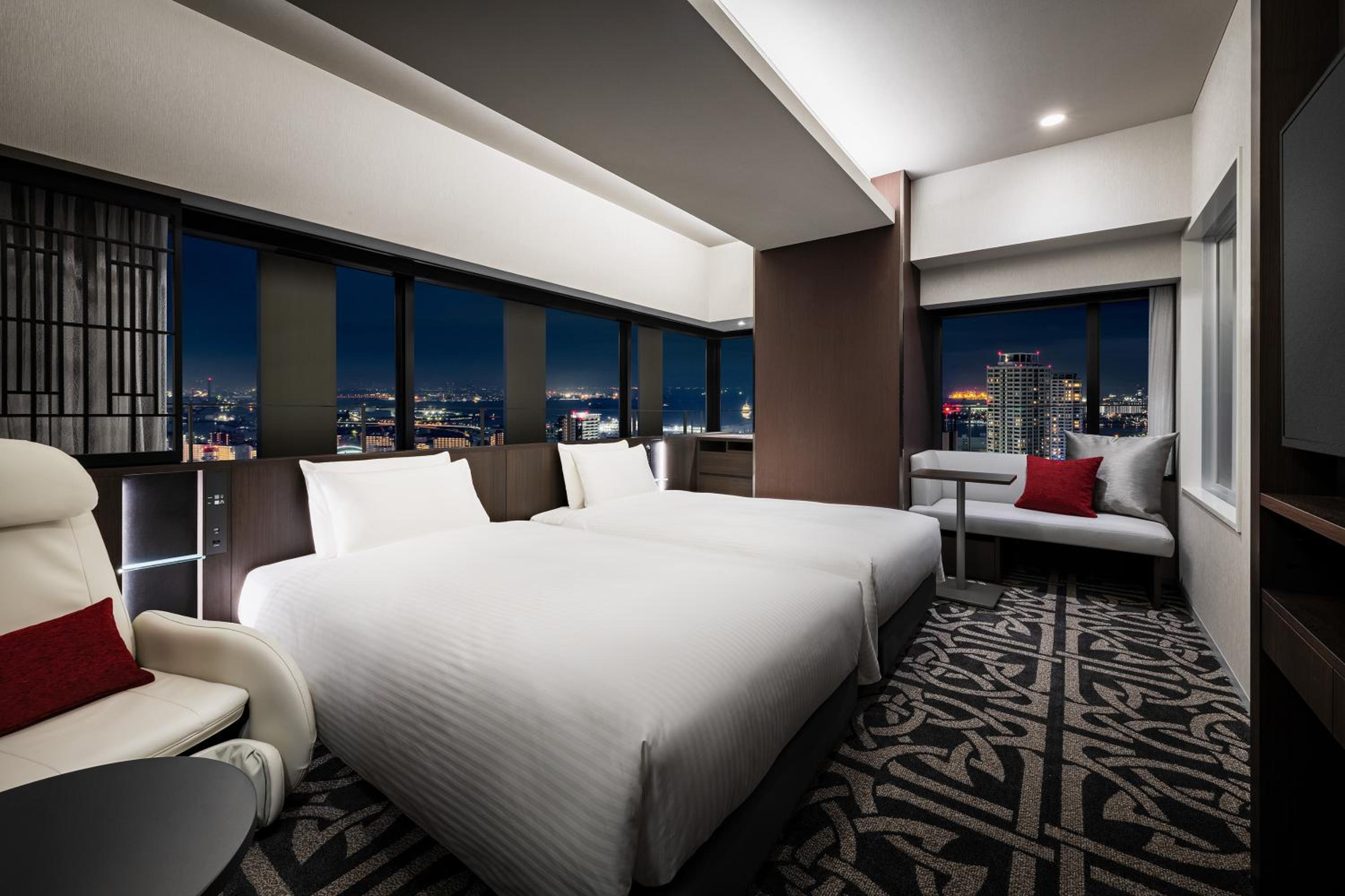 Corner Twin Room High Floor - Non-Smoking - Photo 7