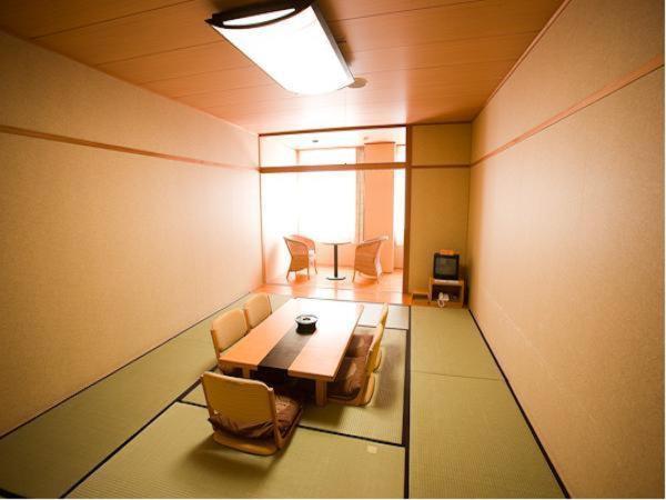 Japanese-Style Room photo 2