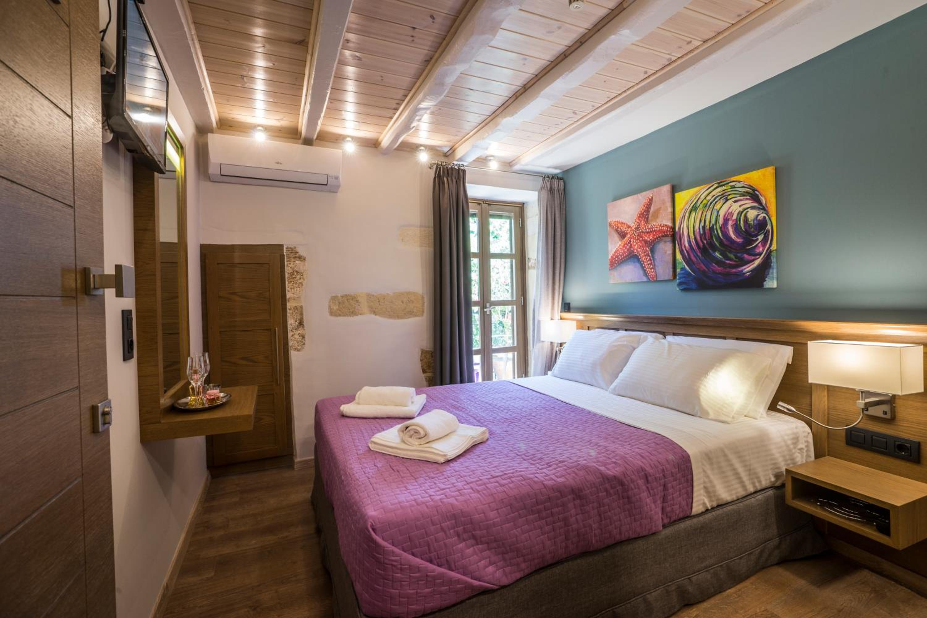 Single Room with Balcony