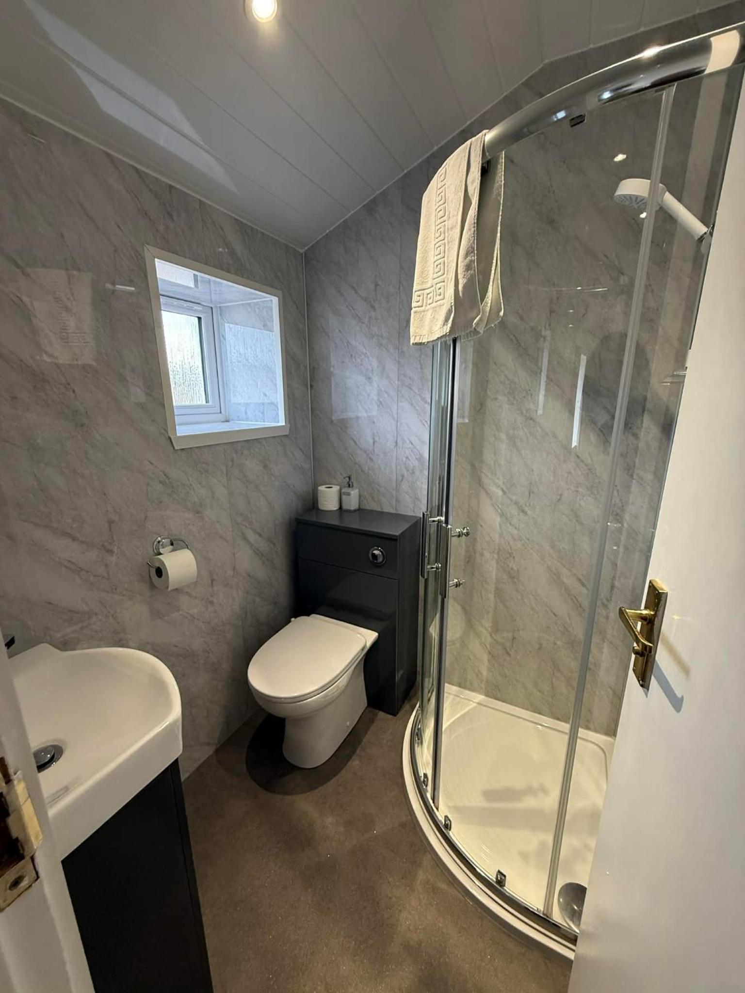 Budget Twin Room photo 1