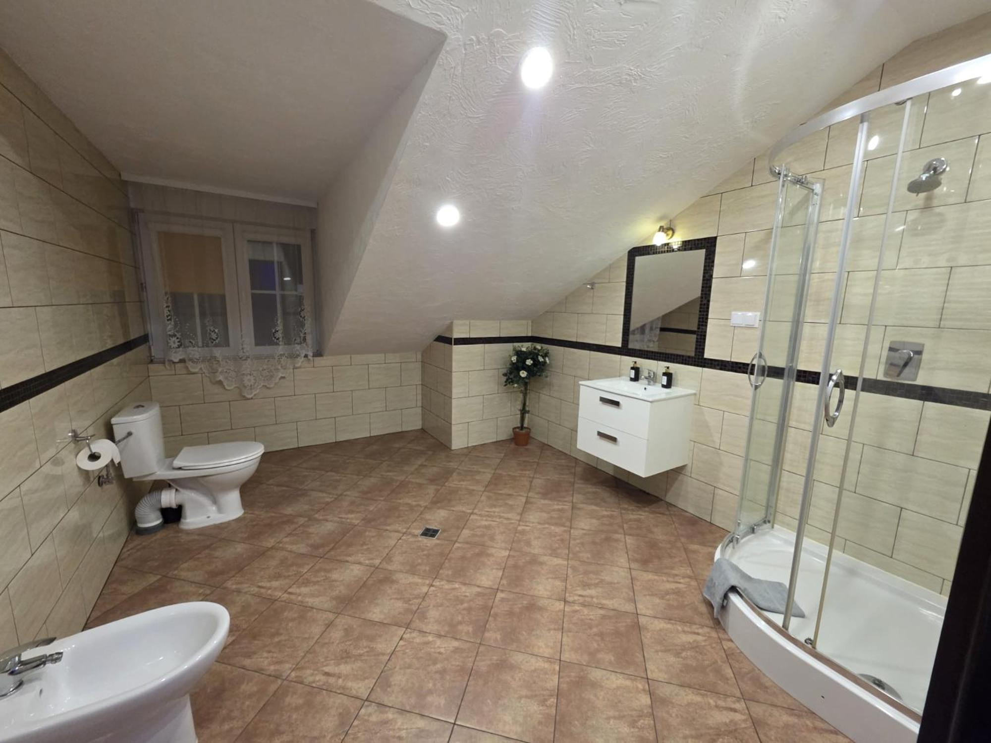 One-Bedroom Apartment with Spa Bath photo 2