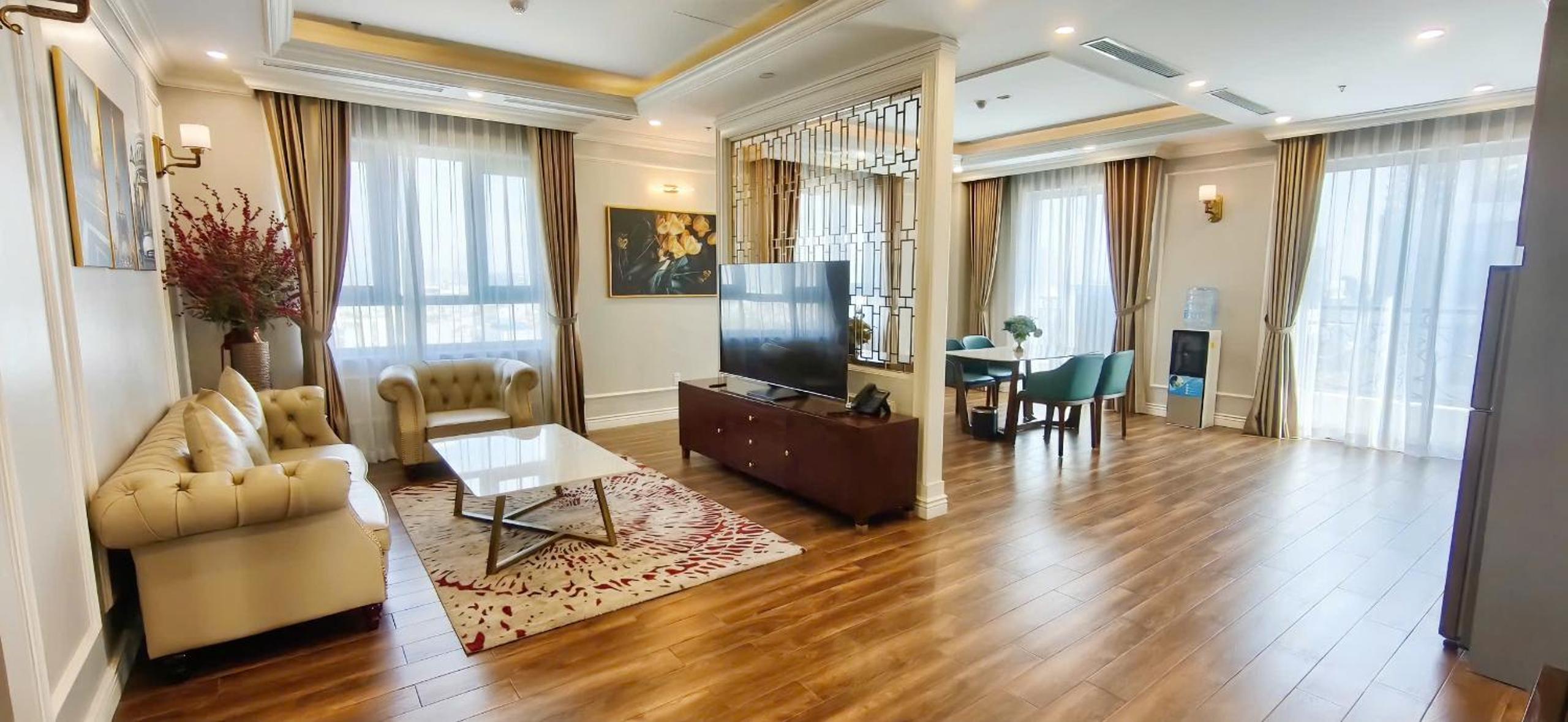 One-Bedroom Premium Apartment photo 2