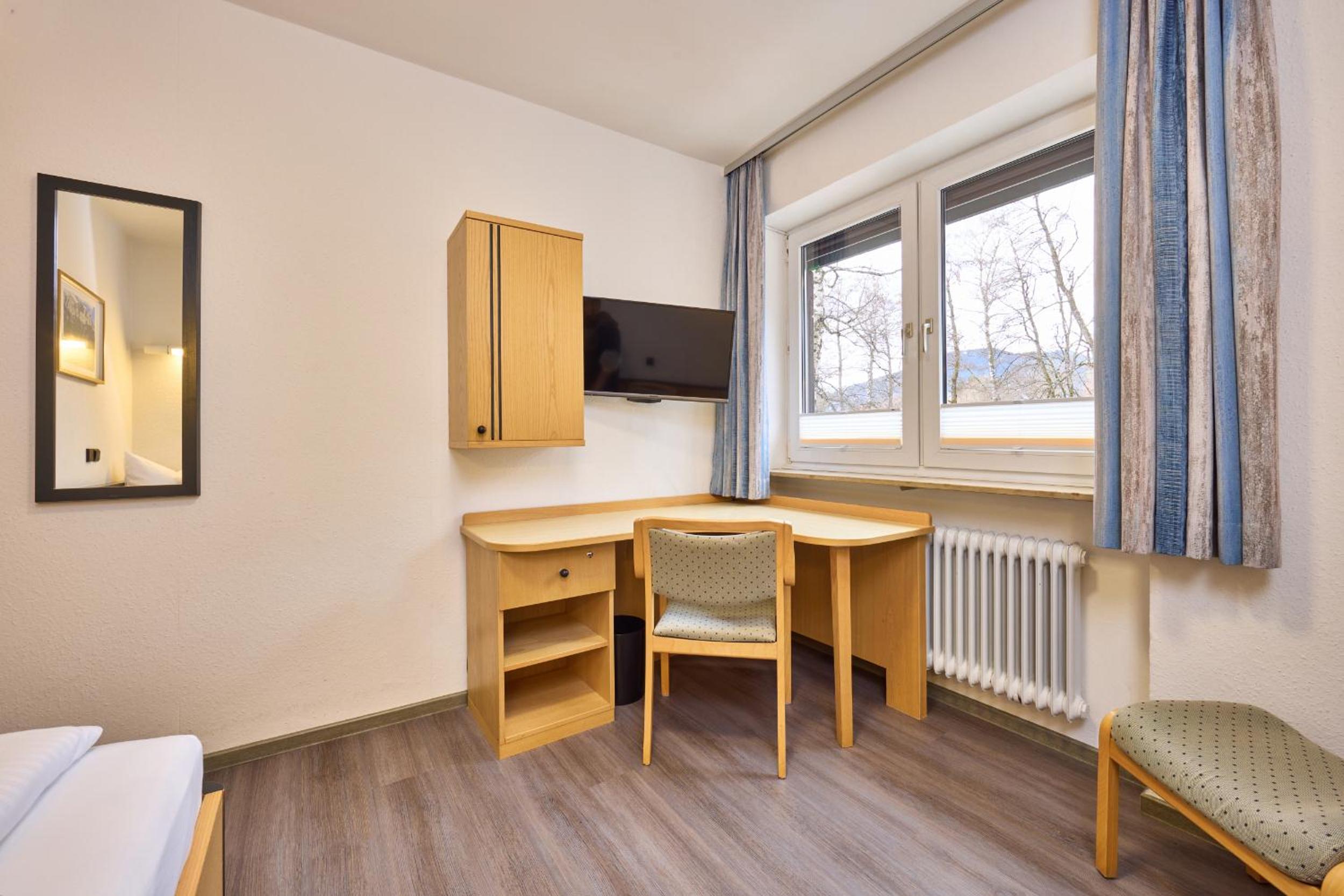Single Room without Balcony
