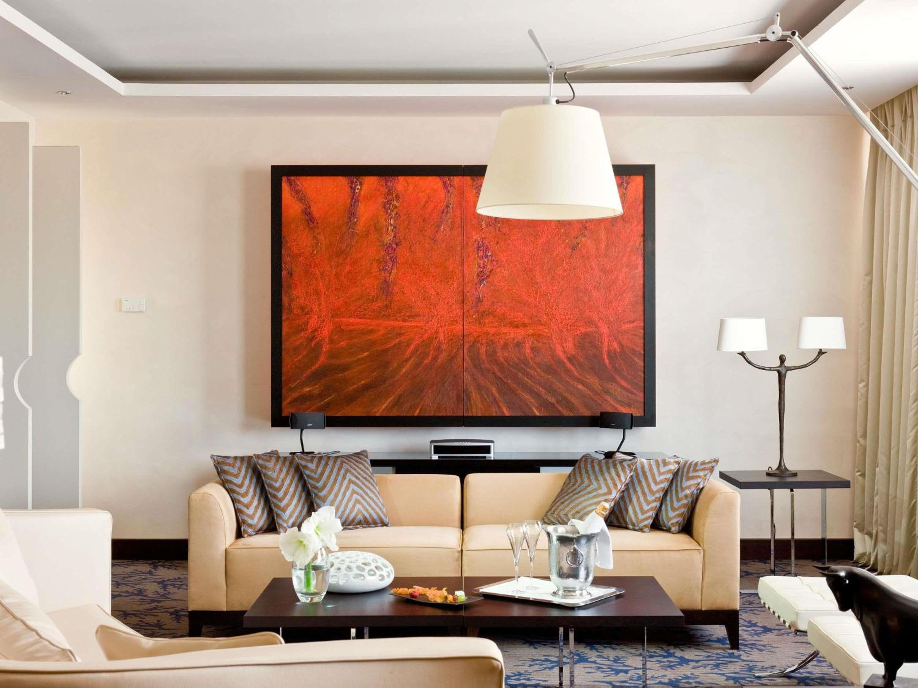 Prestige King Suite with Lounge Area and Spa Access - Top Floor