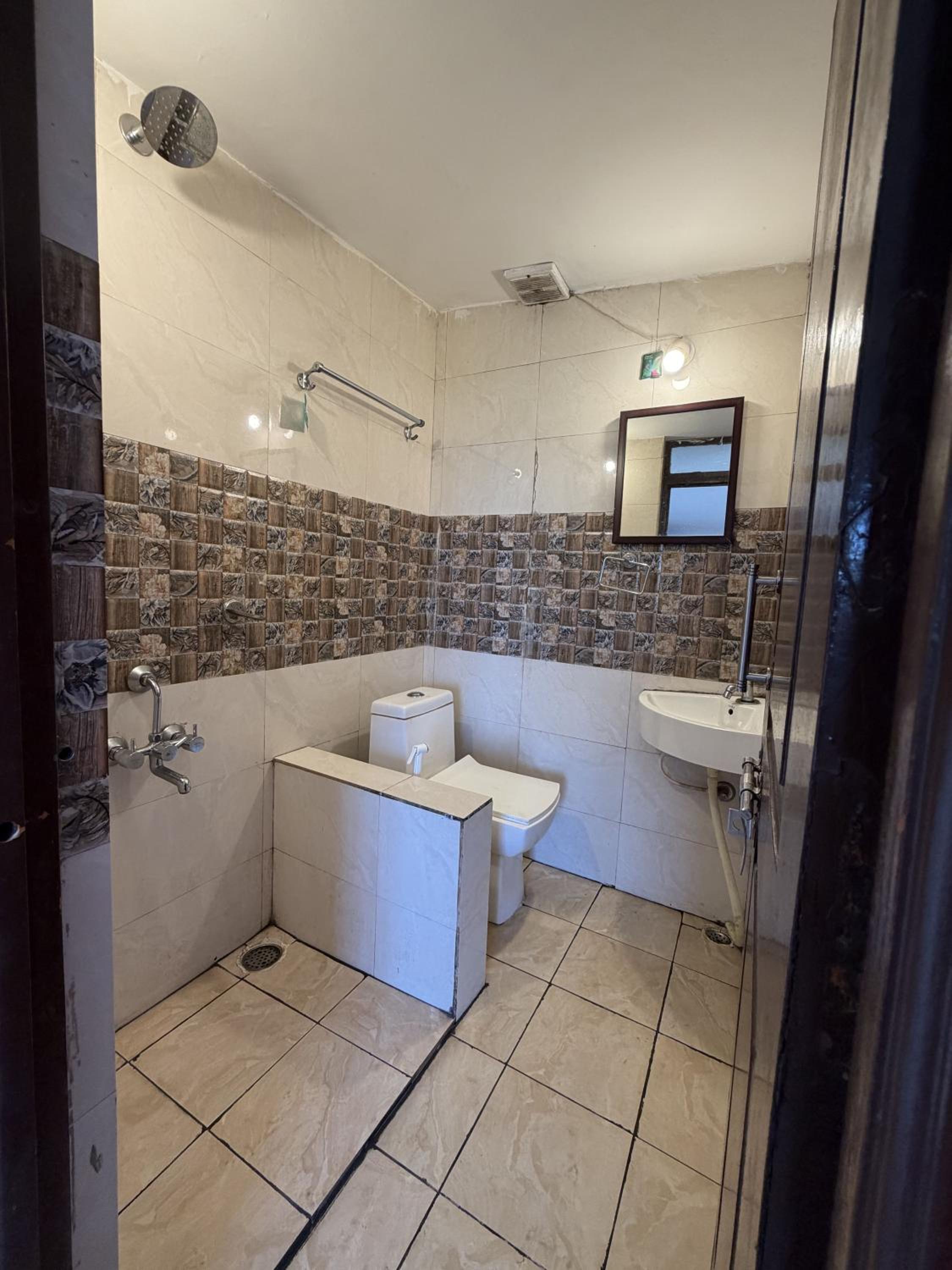 Standard Twin Room with Mountain View photo 1
