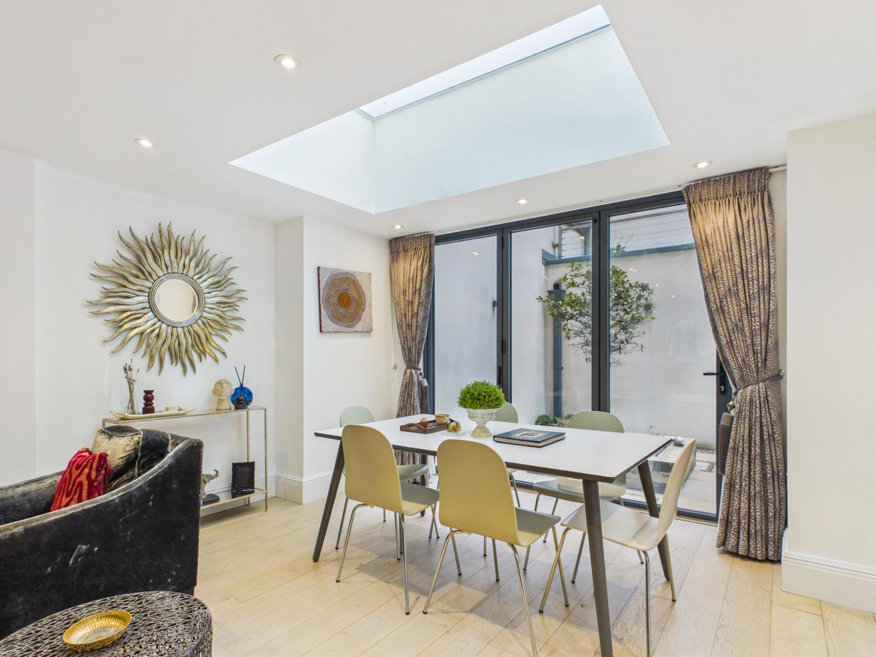 One-Bedroom Apartment with Terrace