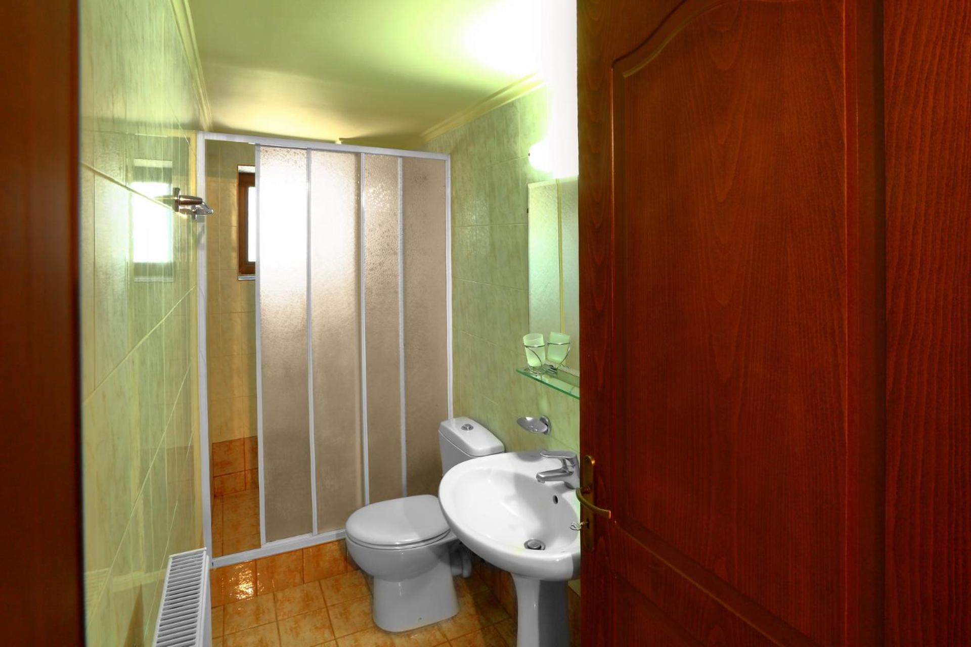 King Room - Disability Access photo 3