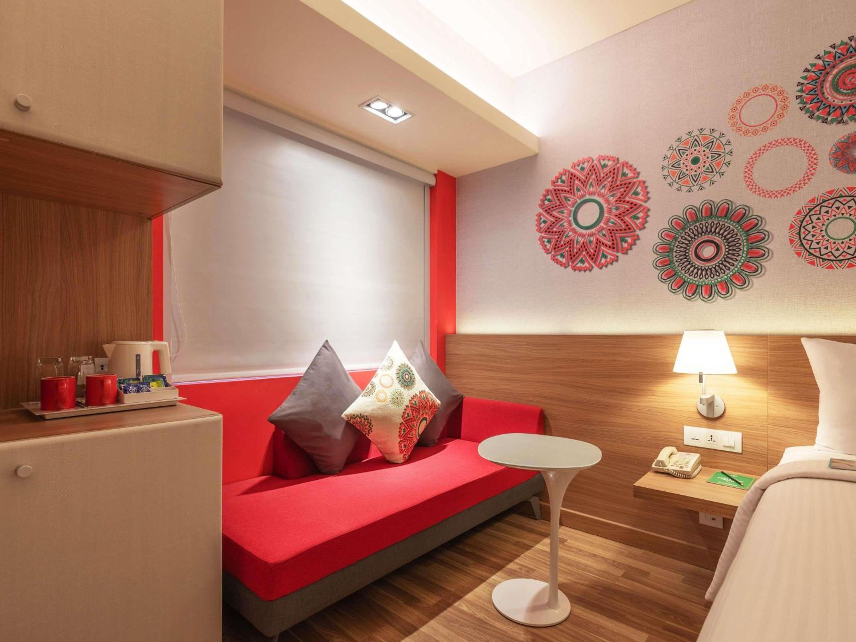 Superior Queen Room - High Floor - Photo 4